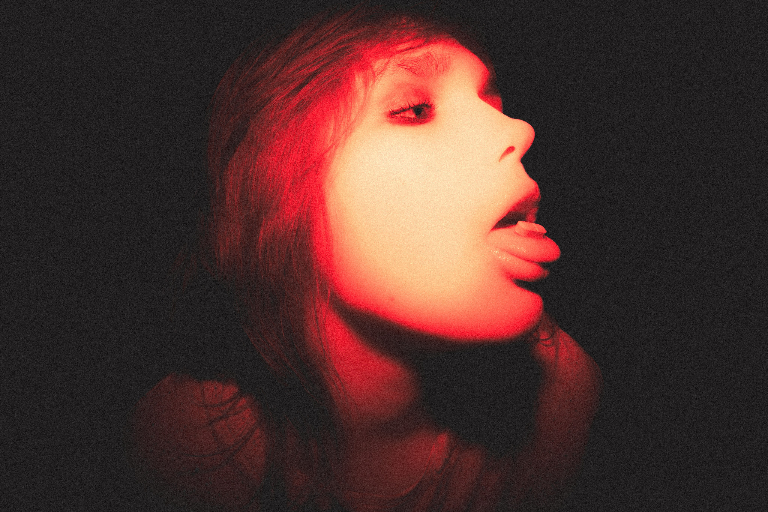 Obsssn. Polypolarphotography