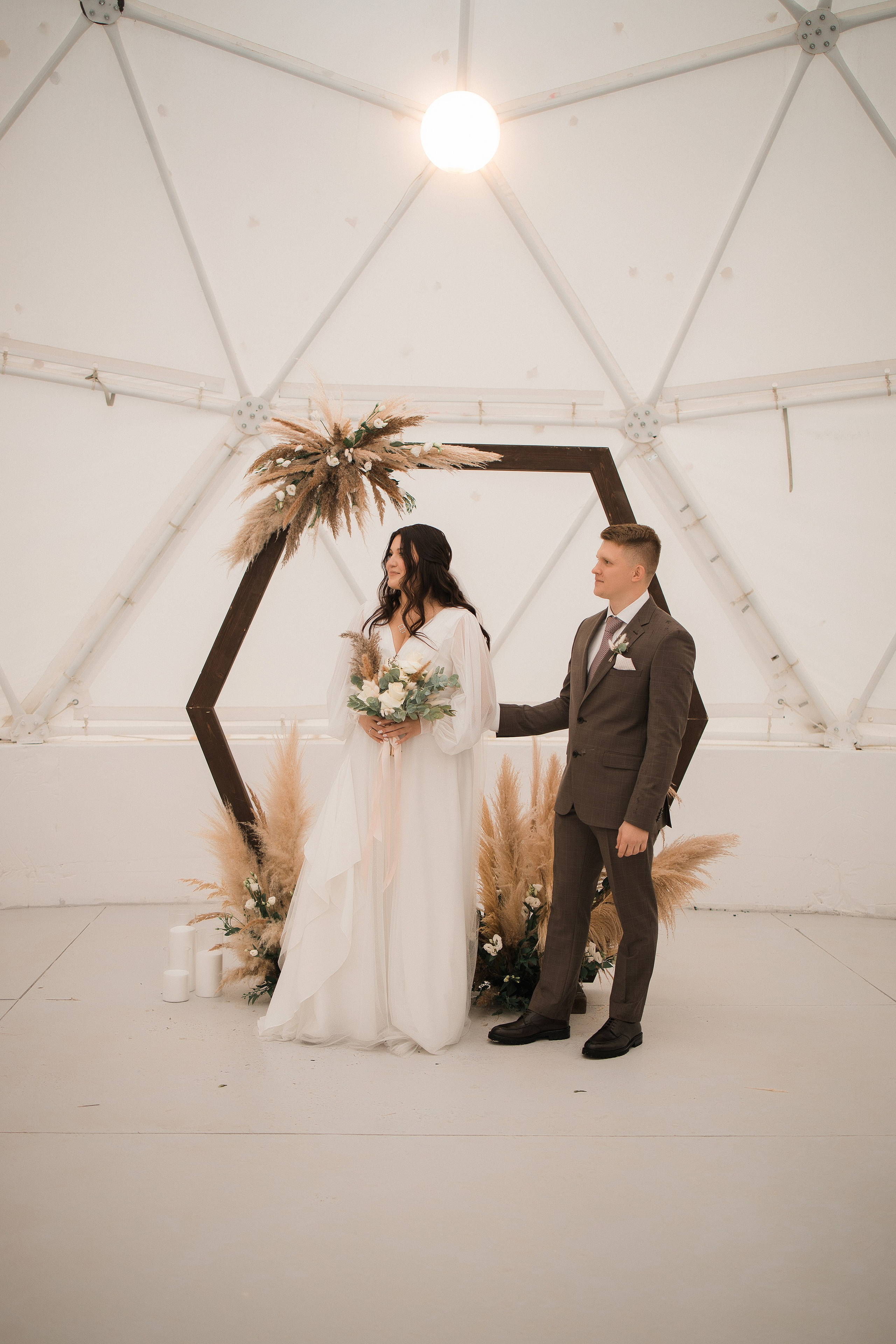 Свадебная фотосессия в Серпухове Евгения и Марии. Выпускные альбомы в Серпухове