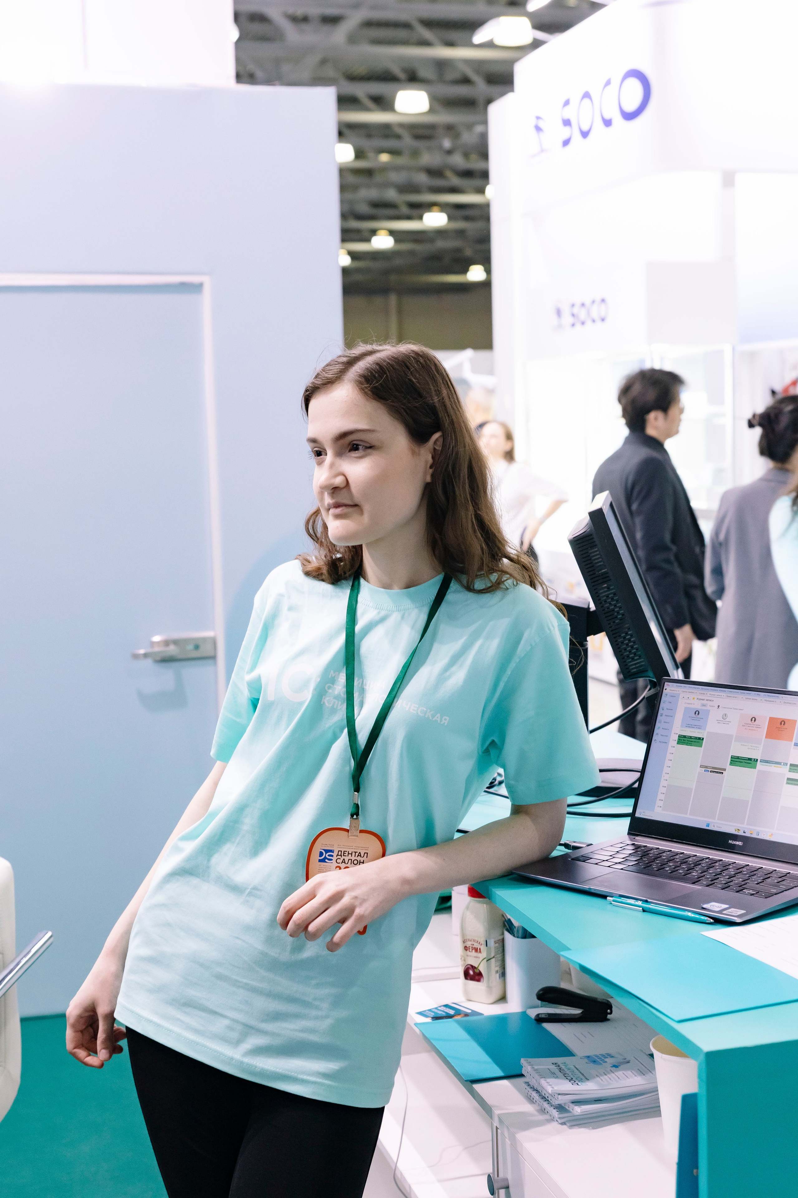 Стоматологическая выставка Dental Salon 2026. Профессиональный фотограф в Москве | Заказать фотосессию и съемку