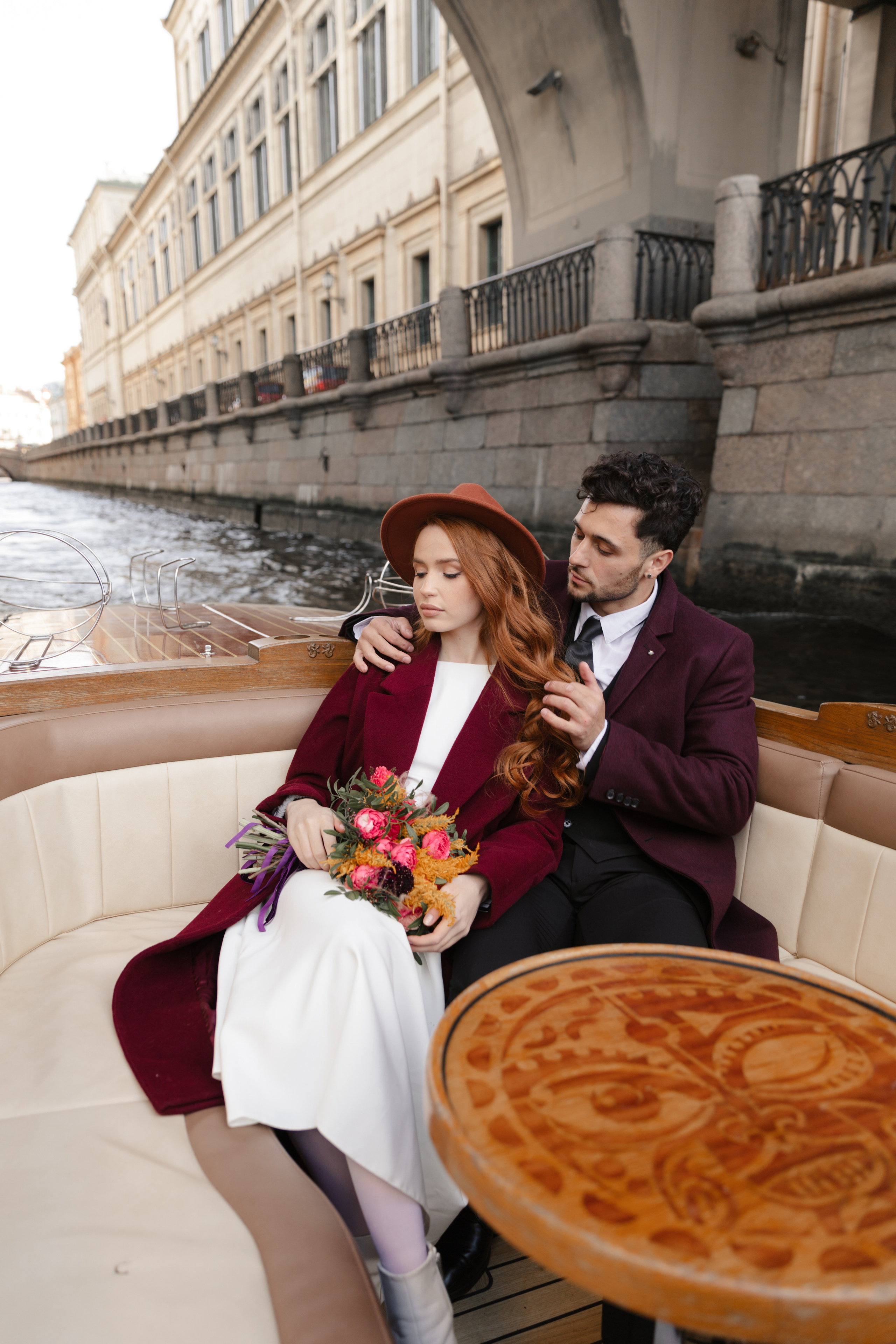 Прогулка на лодке. Wedding photographer Valeriy Solonskiy