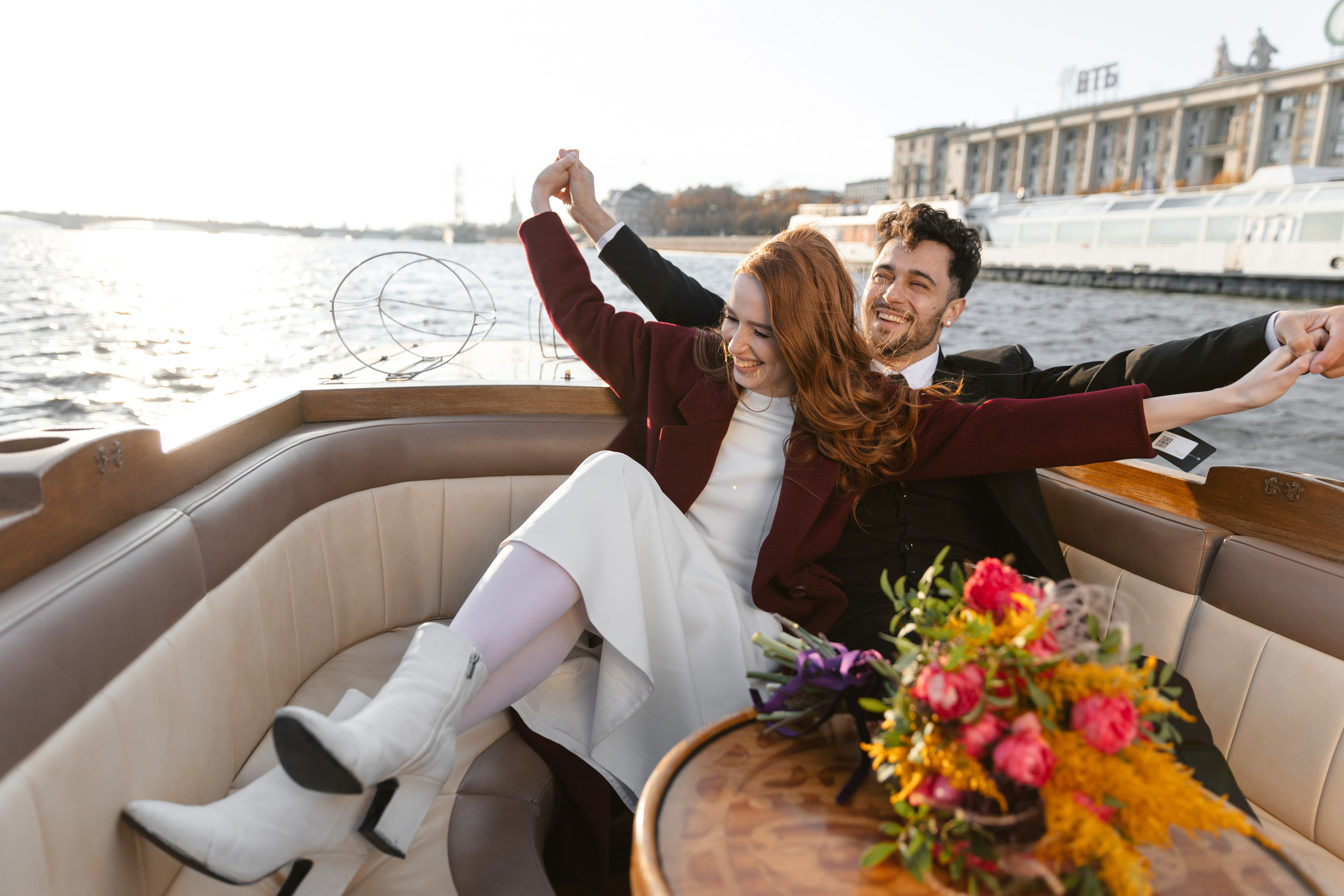 Прогулка на лодке. Wedding photographer Valeriy Solonskiy