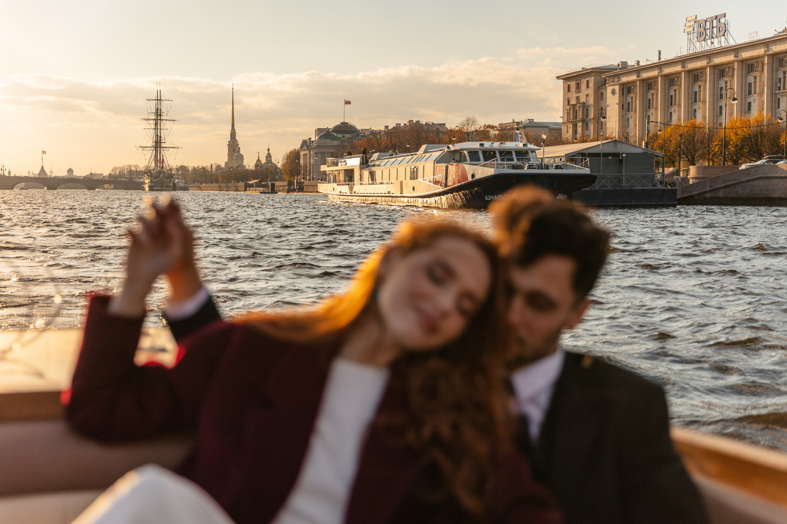 Прогулка на лодке. Wedding photographer Valeriy Solonskiy