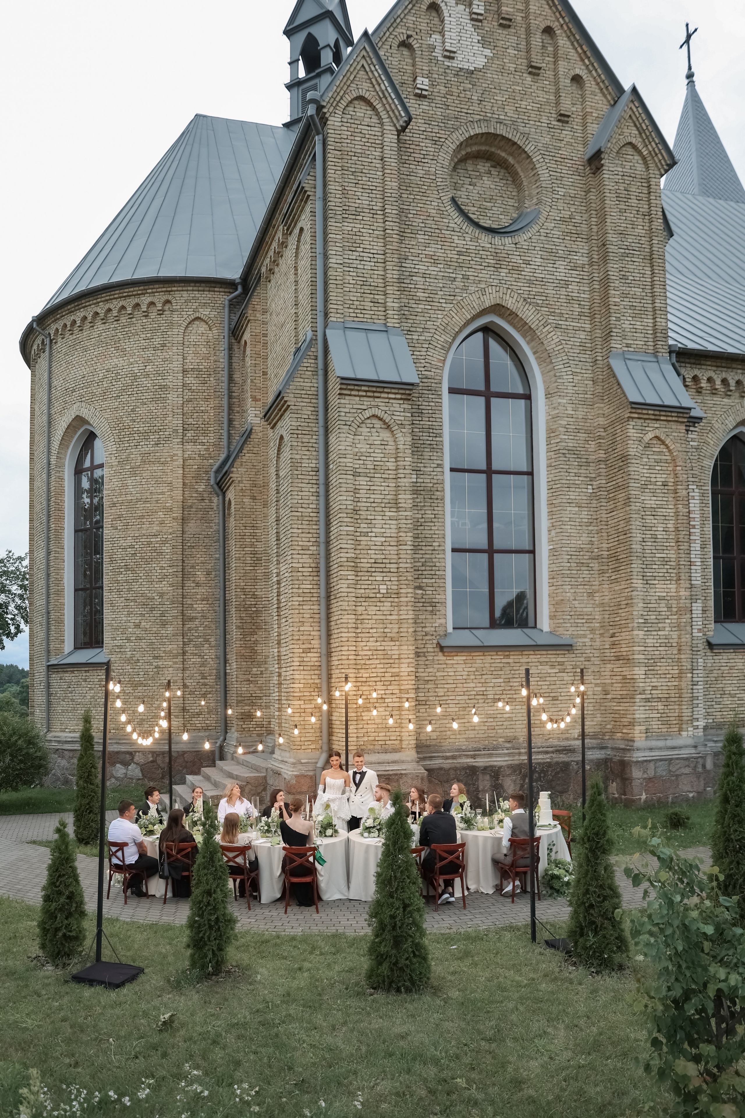 Кирилл и Виктория. Свадебные фотограф и видеограф в Минске Голдосовы Марина и Вадим