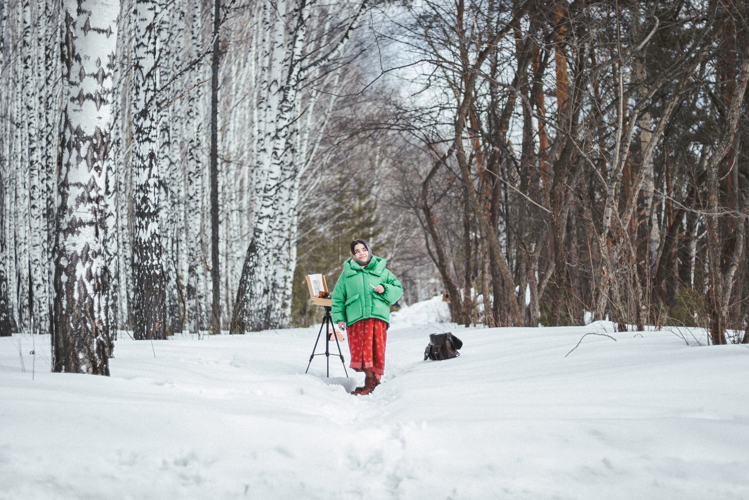 Весенняя творческая фотосессия девушки в городе Томск