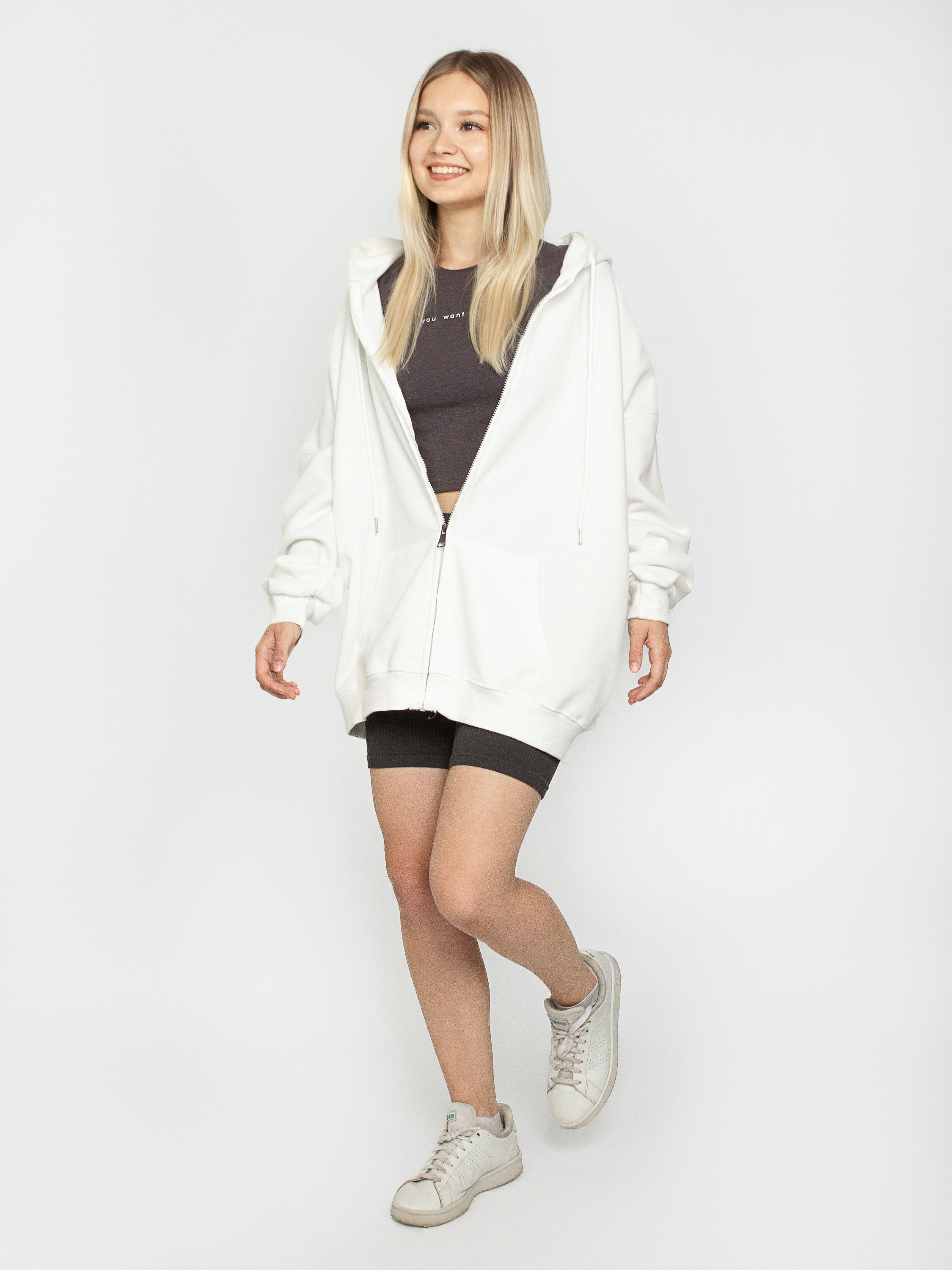 Спортивная одежда // Спорт-товары. DEWA | фотостудия для маркетплейсов