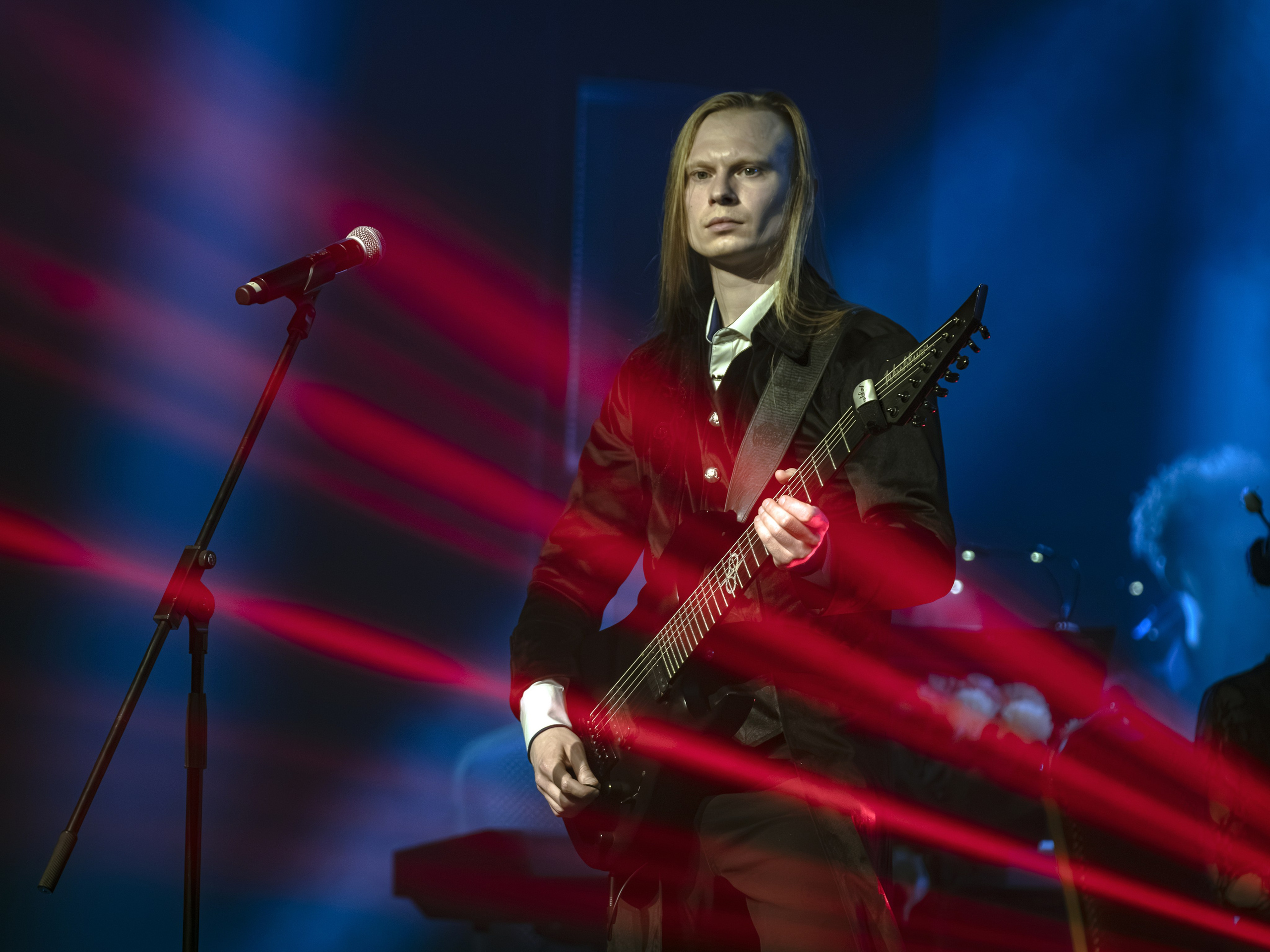 Saphath с симф.оркестром. Фотограф. г. Южно-Сахалинск. Олег Толстов