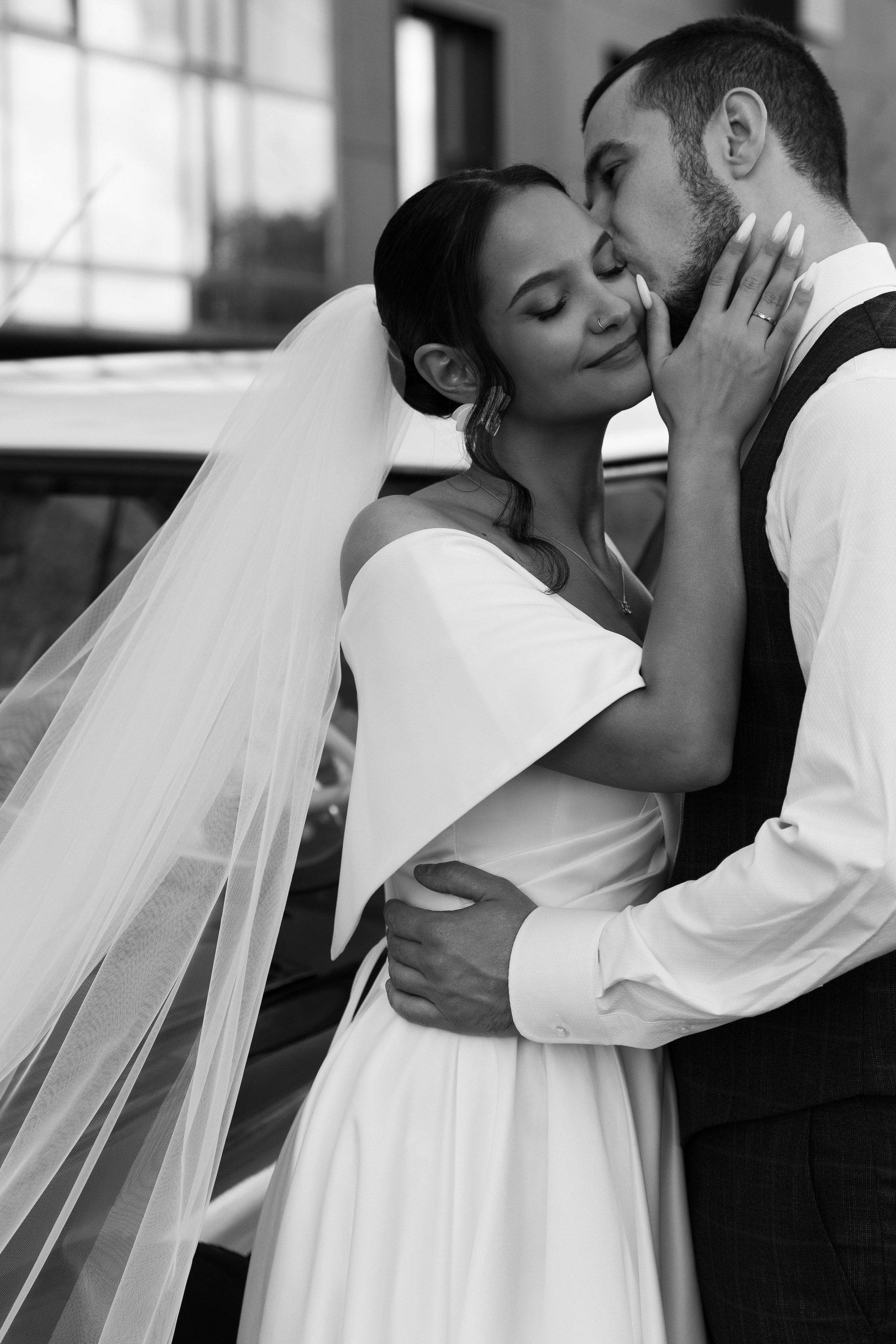 Необычная идея для утра невесты и фотосессия с ретро волгой. Свадебный и портретный фотограф в Сыктывкаре и в Москве Новосельцева Алена