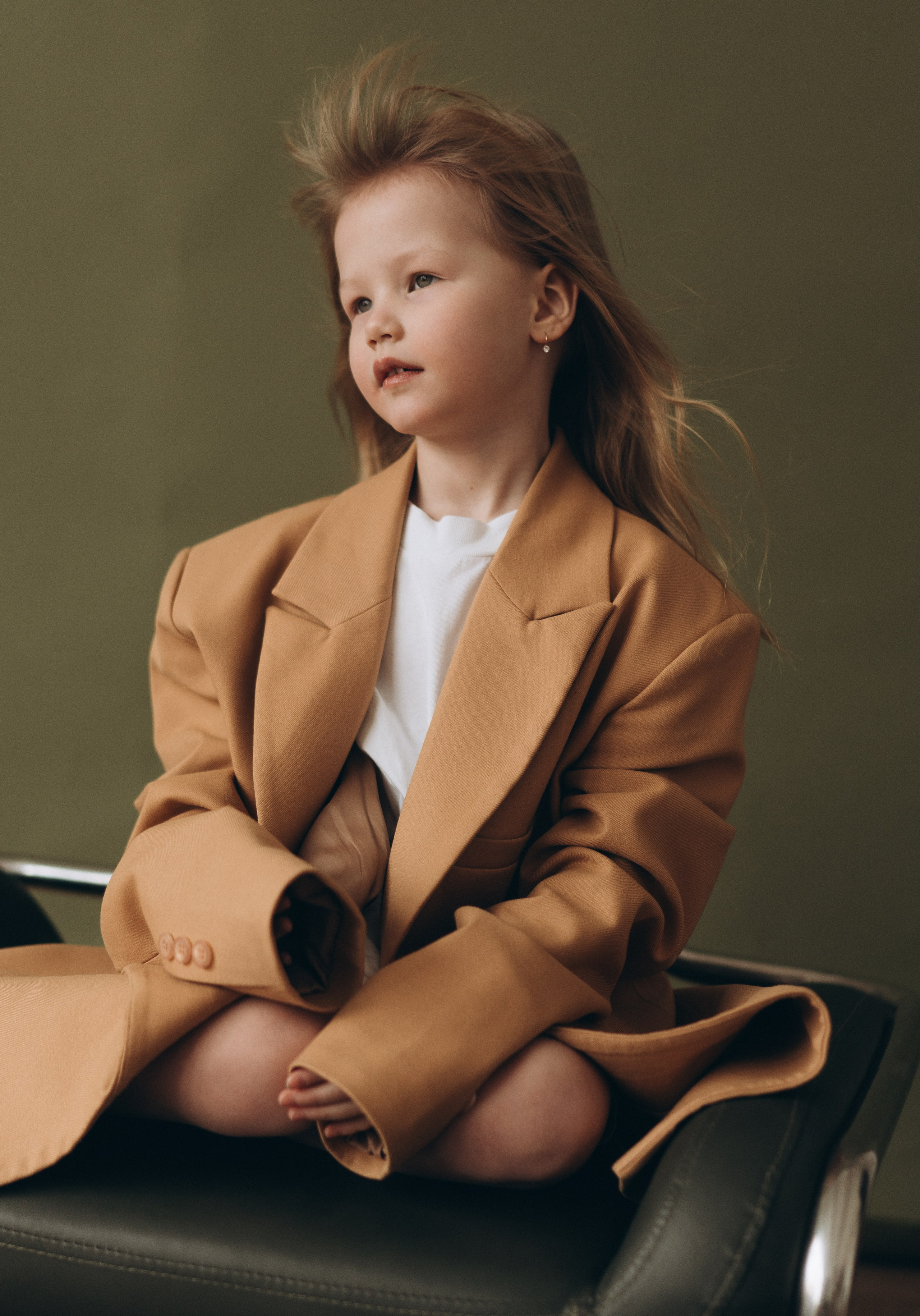 Студийная фотосессия материнства. Семейный, ньюборн фотограф, фотограф на роды в Москве, Виктория Тюльдюкова