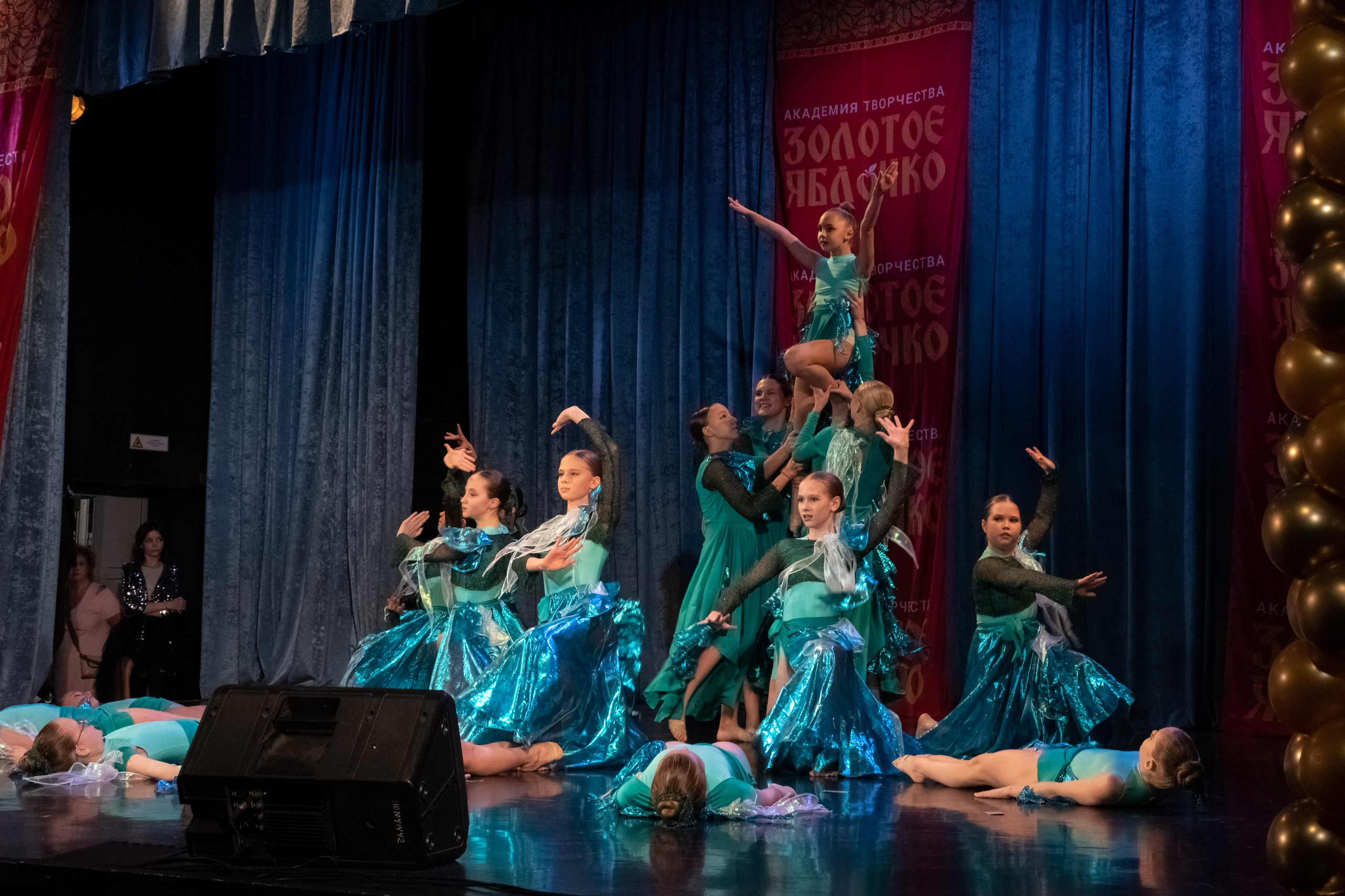 7 декабря, г. Выборг. Золотое яблочко