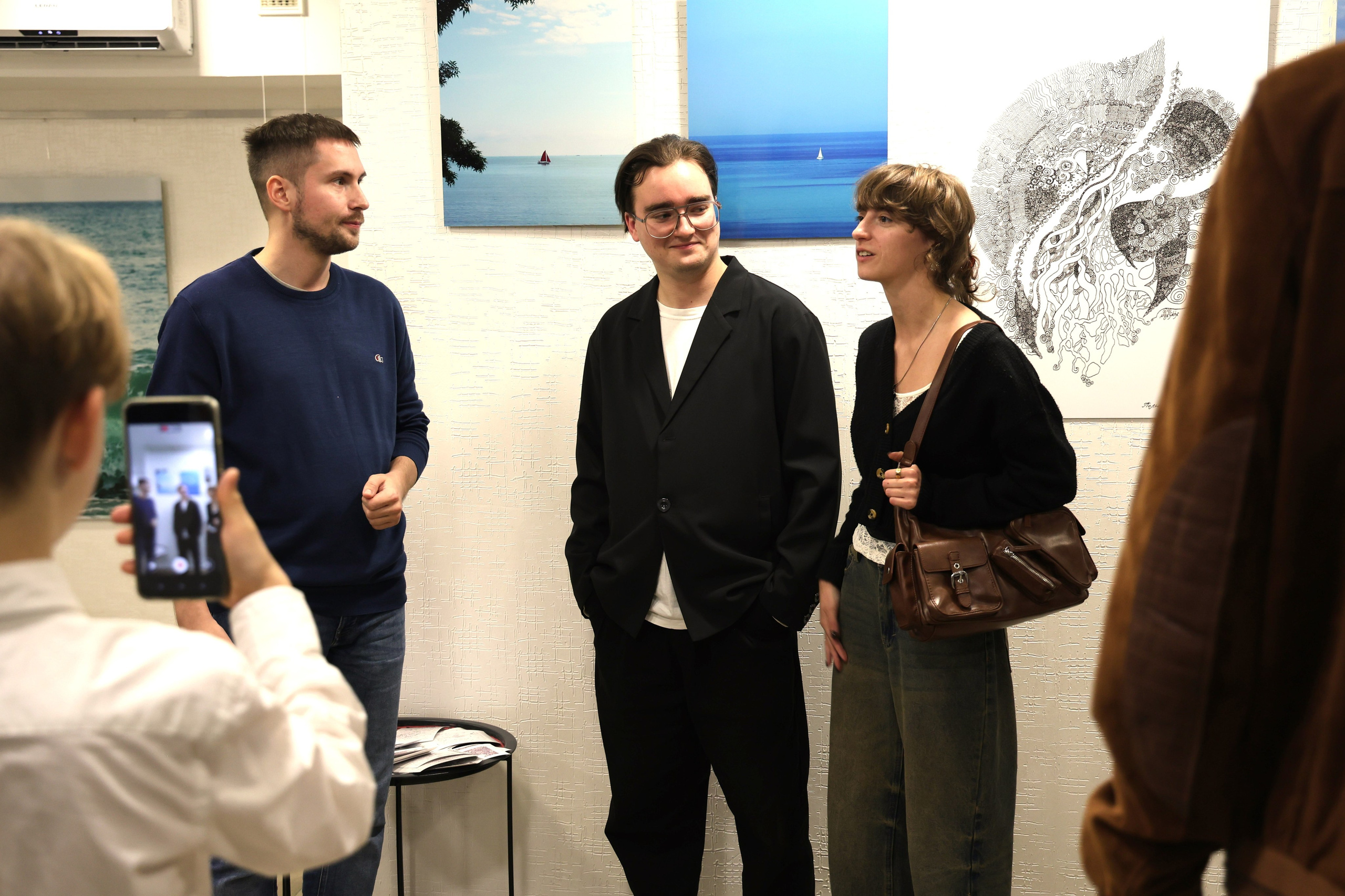 Открытие выставки в АРТ-пространстве Ники Сухаревой «Чёрное море». Фотограф в Геленджике Нина Небесная