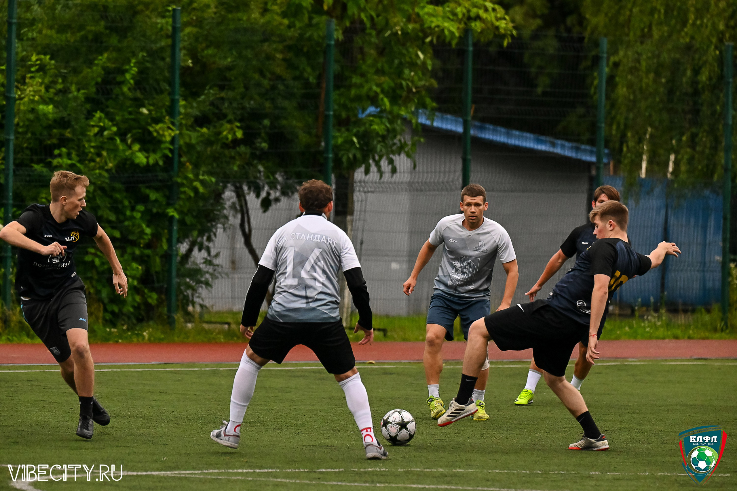 МАТЧИ ПЛЕЙ-ОФФ XXl ЛЕТНЕГО КУБКА КАЛИНИНГРАДСКОЙ ЛФЛ. VIBECITY.RU Вайб Сити Ру Фоторепортажи Фотоотчеты Калининград