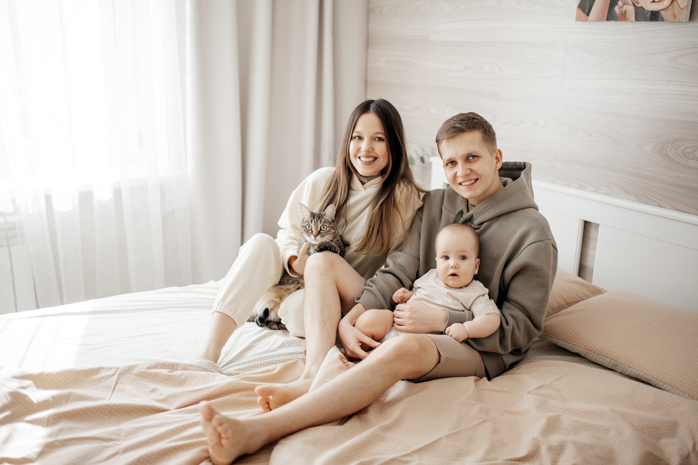 Семейная фотосессия дома в Екатеринбурге и Москве