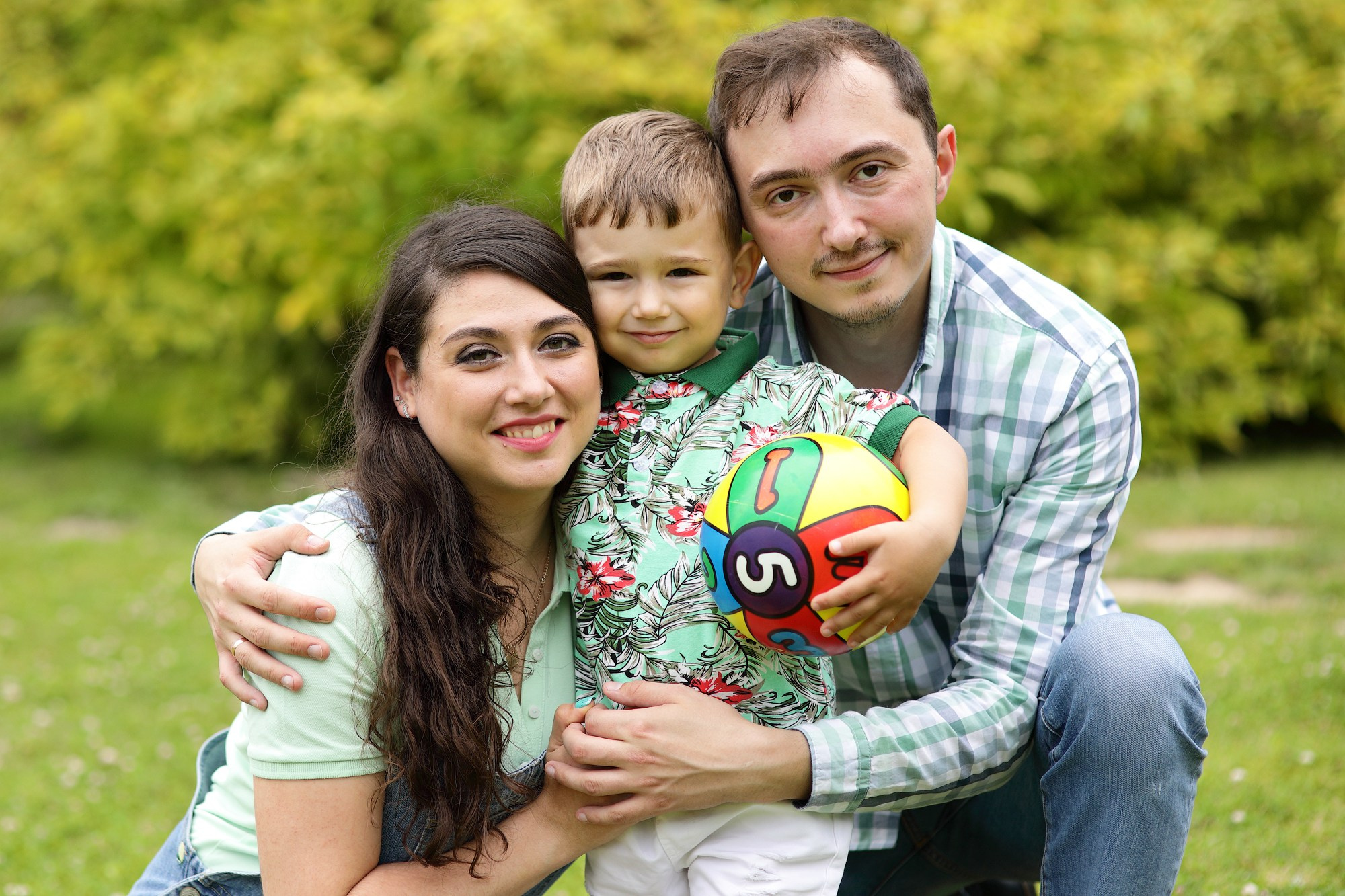 Семейные фотосессии на улице. Свадебный и семейный фотограф и видеограф в Екатеринбурге Полянские Тимур и Анастасия