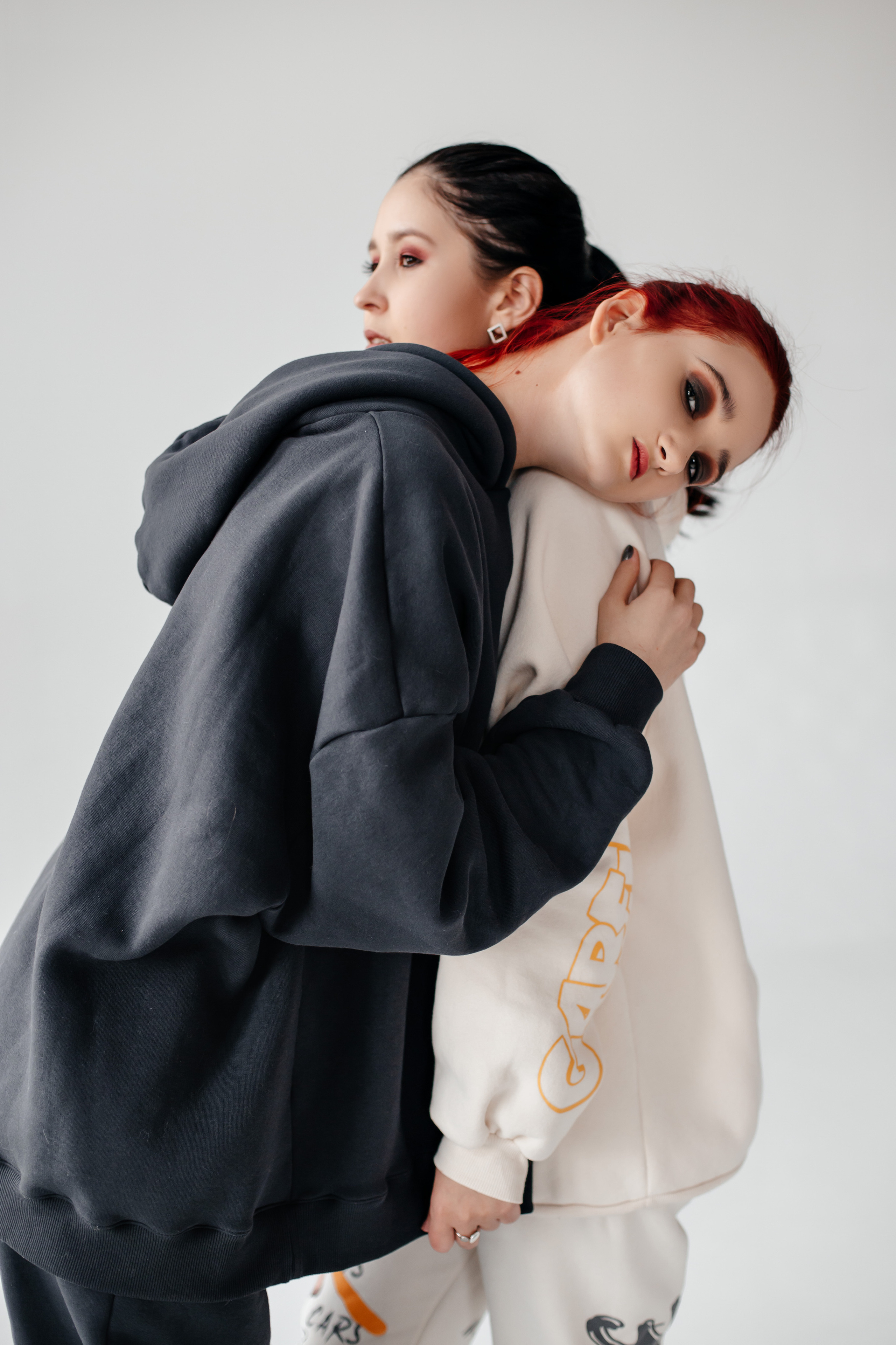 Смелые девчата