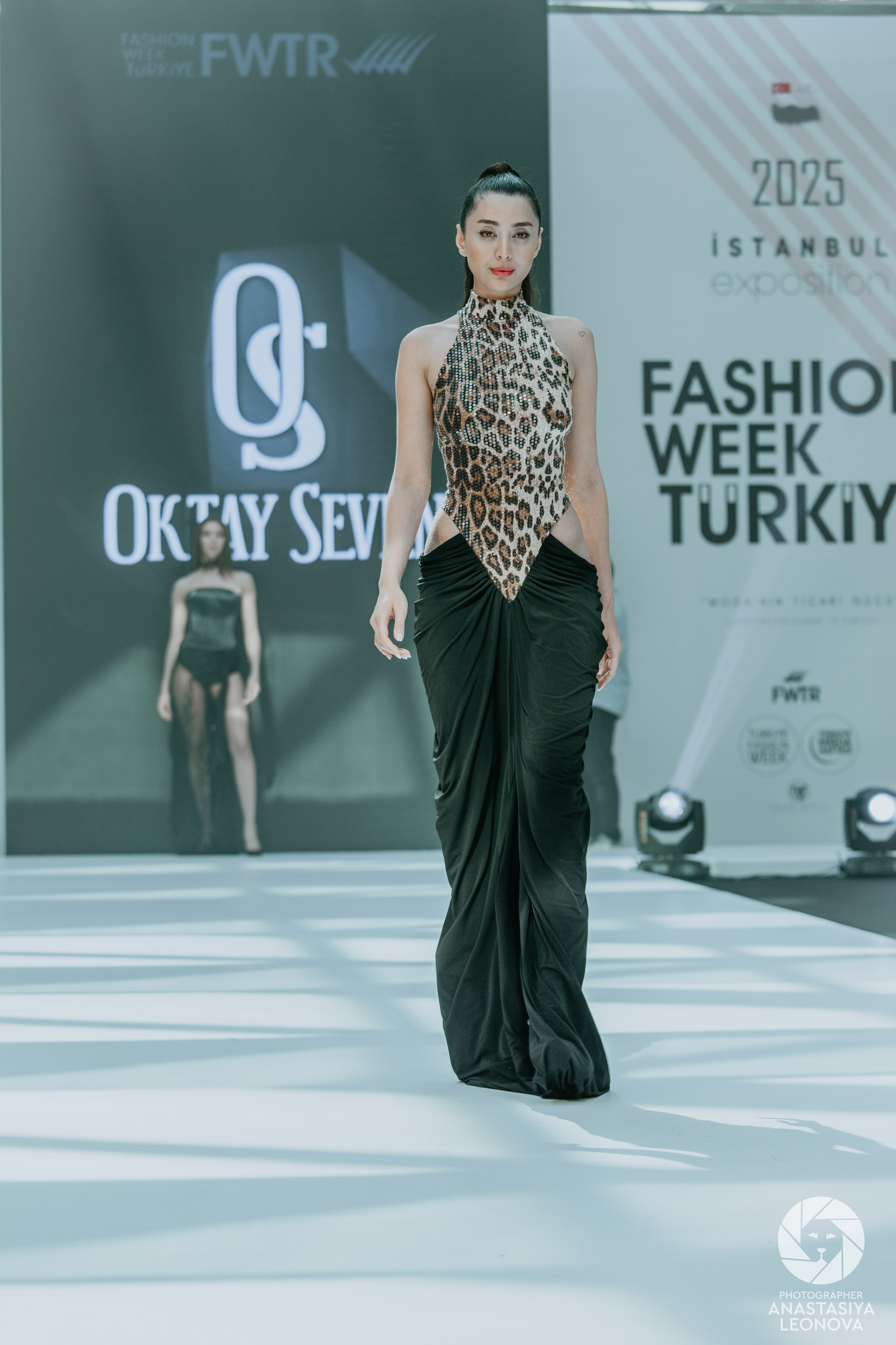 Fashion Week Türkiye [spring, 2025]. Anastasia Leonowa