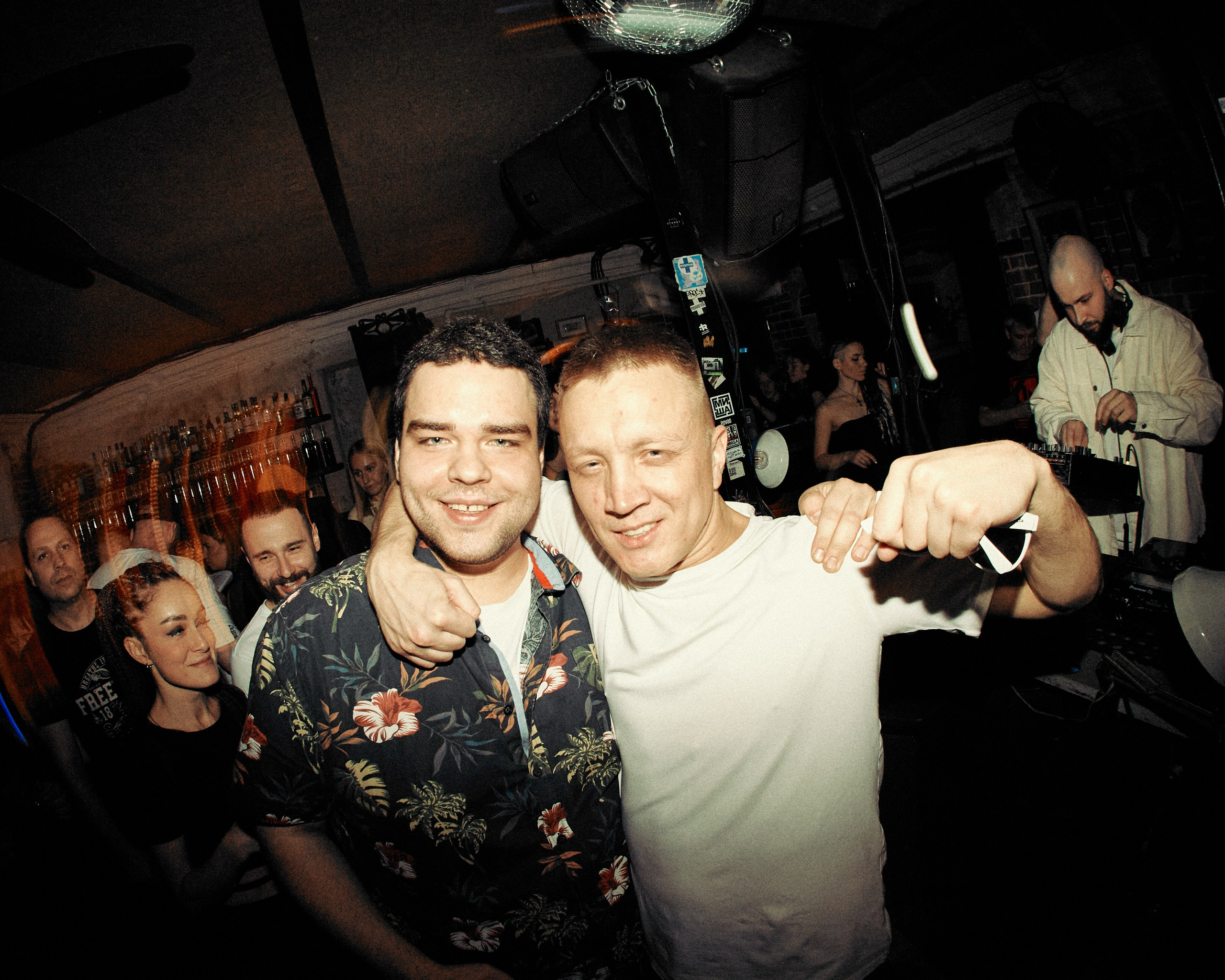 Vibes & Grooves / Ставников. Фотограф из Первоуральска Роман Заиченко