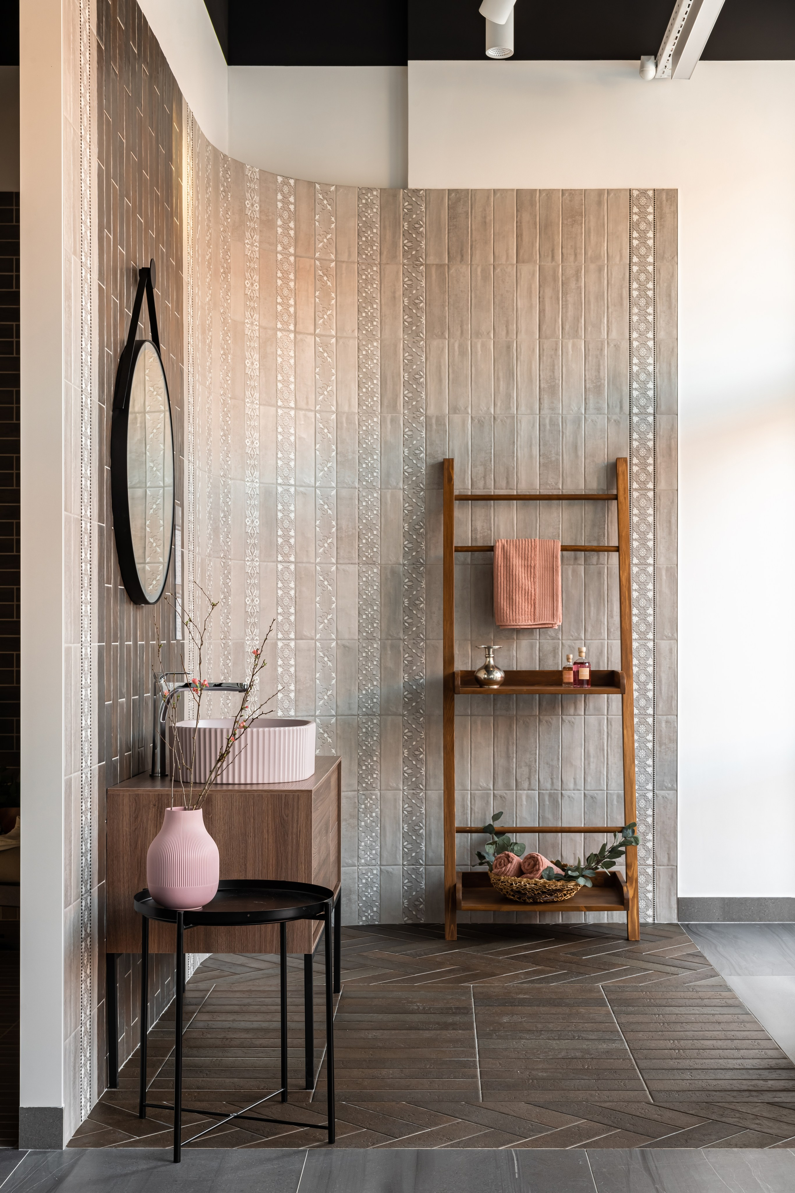 Флагманский магазин KERAMA MARAZZI, г. Киров. Дизайнер\стилист Анна Исупова. Иван Благушин. Интерьерный и архитектурный фотограф в Москве и Санкт-Петербурге