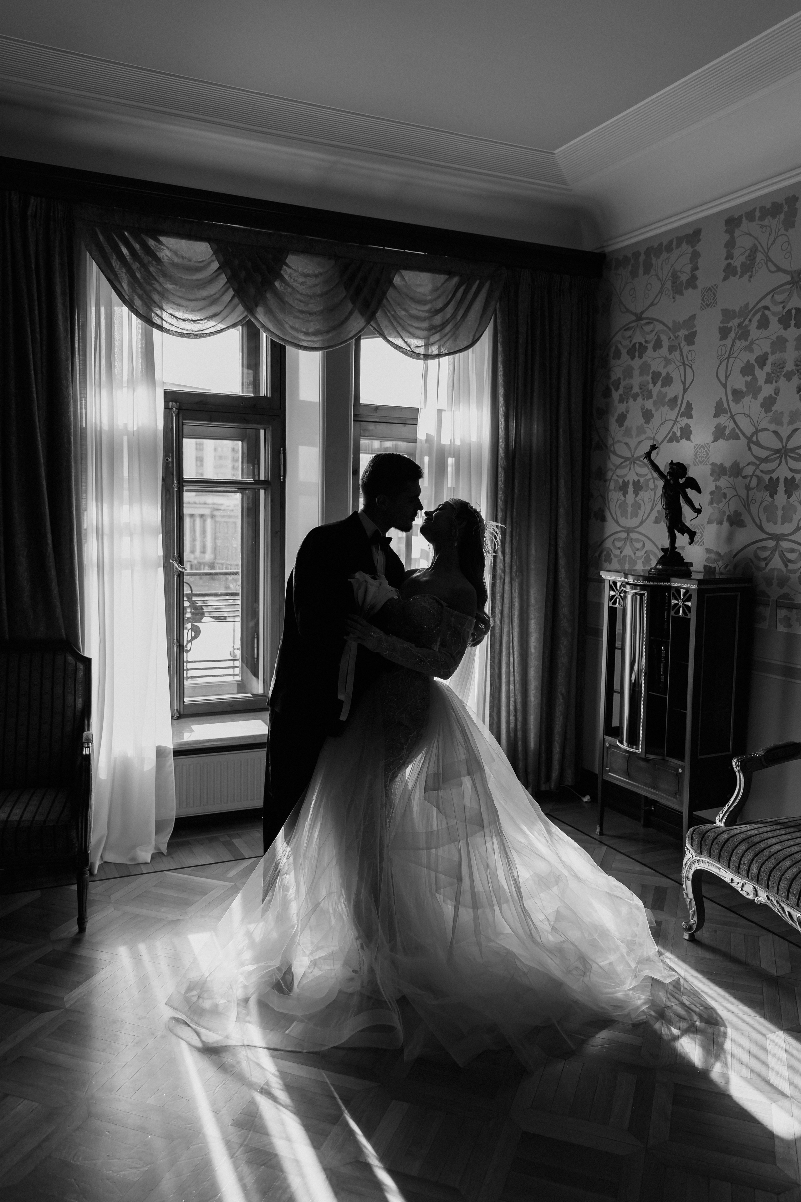 Свадебная Фотосессия в отеле Metropol. Главная