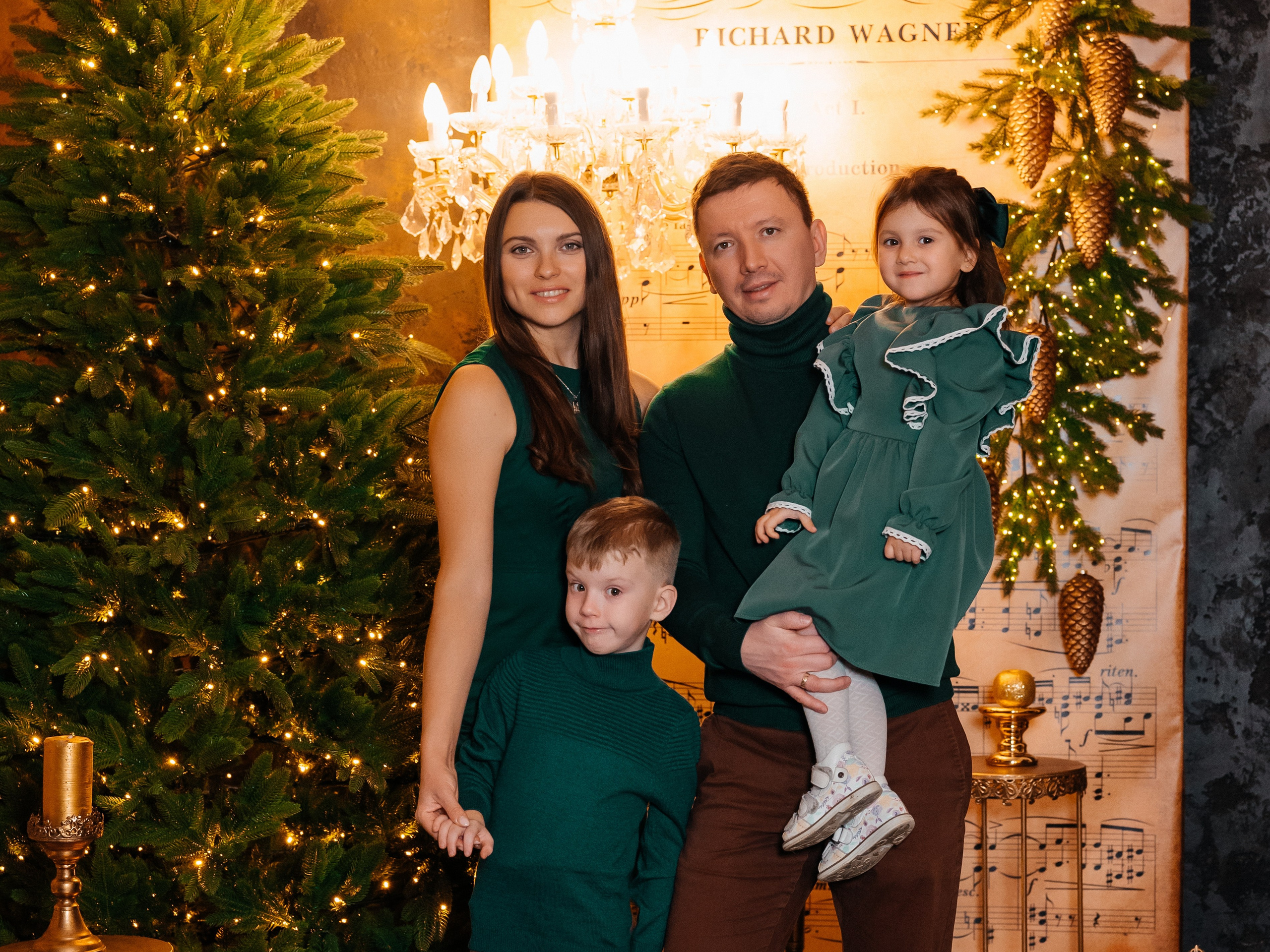 Семья Анастасии и Виктора. Свадебный и семейный фотограф Юлия Чернобай | Подольск, Москва, Московская область