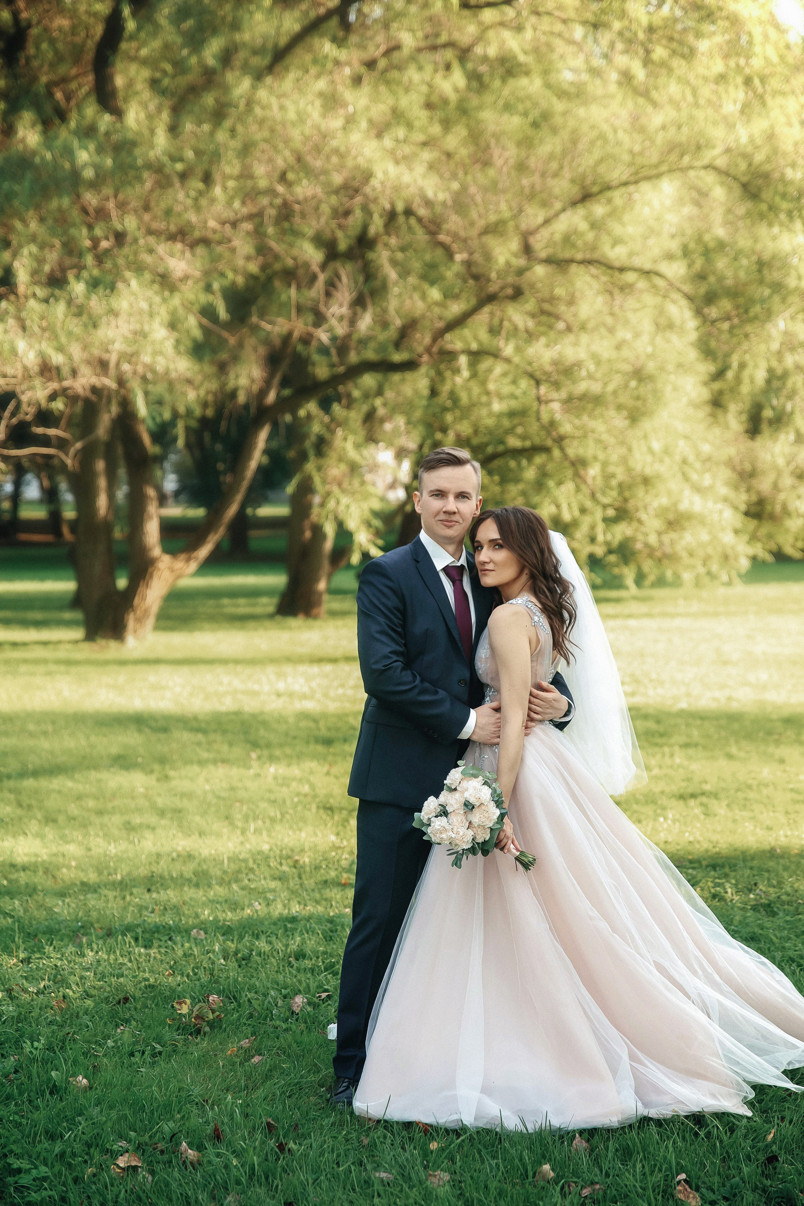 Свадебная фотосессия в Измайловском парке. Свадебный и семейный фотограф в Москве