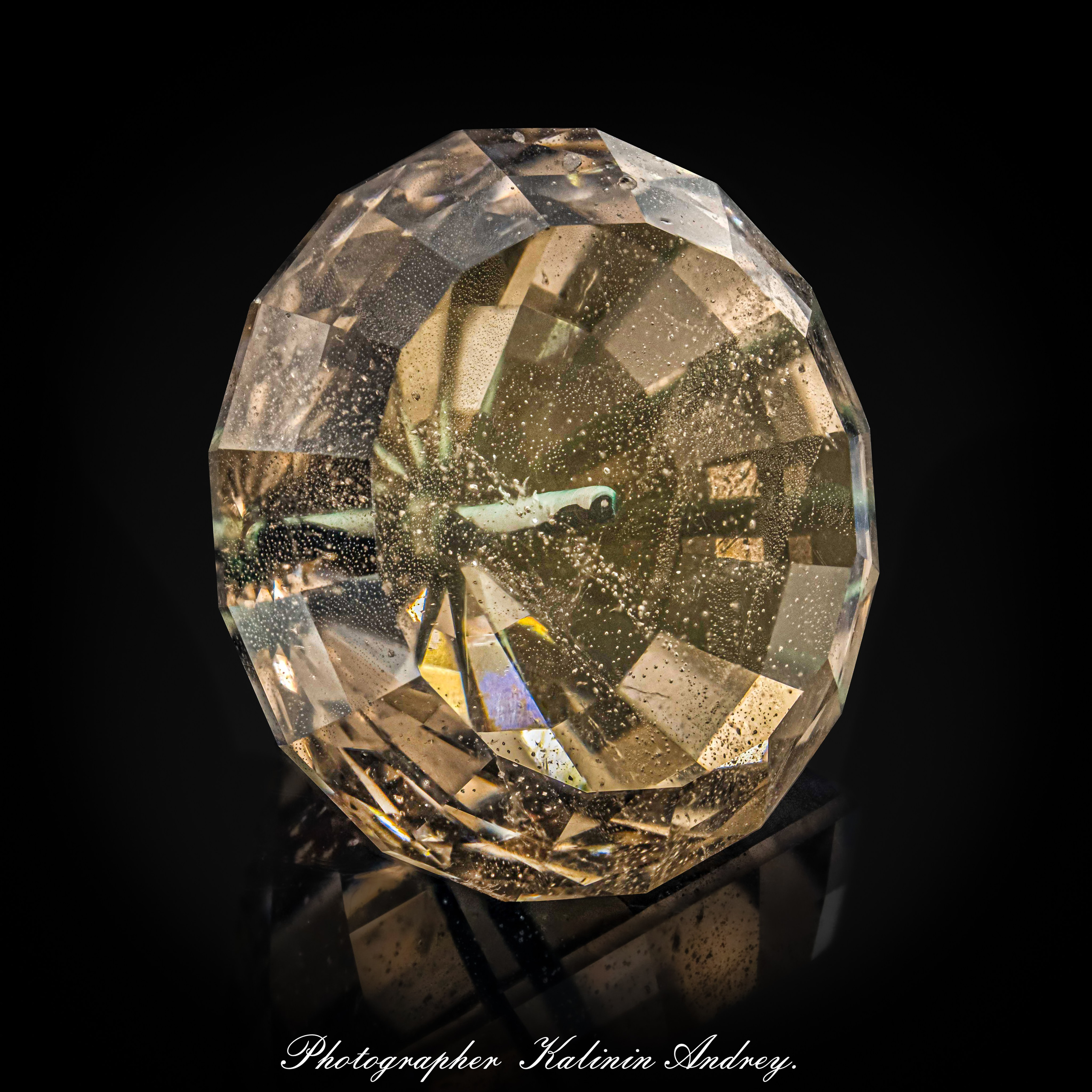 Профессиональная уникальная рекламная фотосъёмка драгоценных в Москве  тел +7 966-003-13-07. Высококачественная профессиональная рекламная фотосъёмка ювелирных украшений, драгоценных камней в Москве. Обучение, консультация