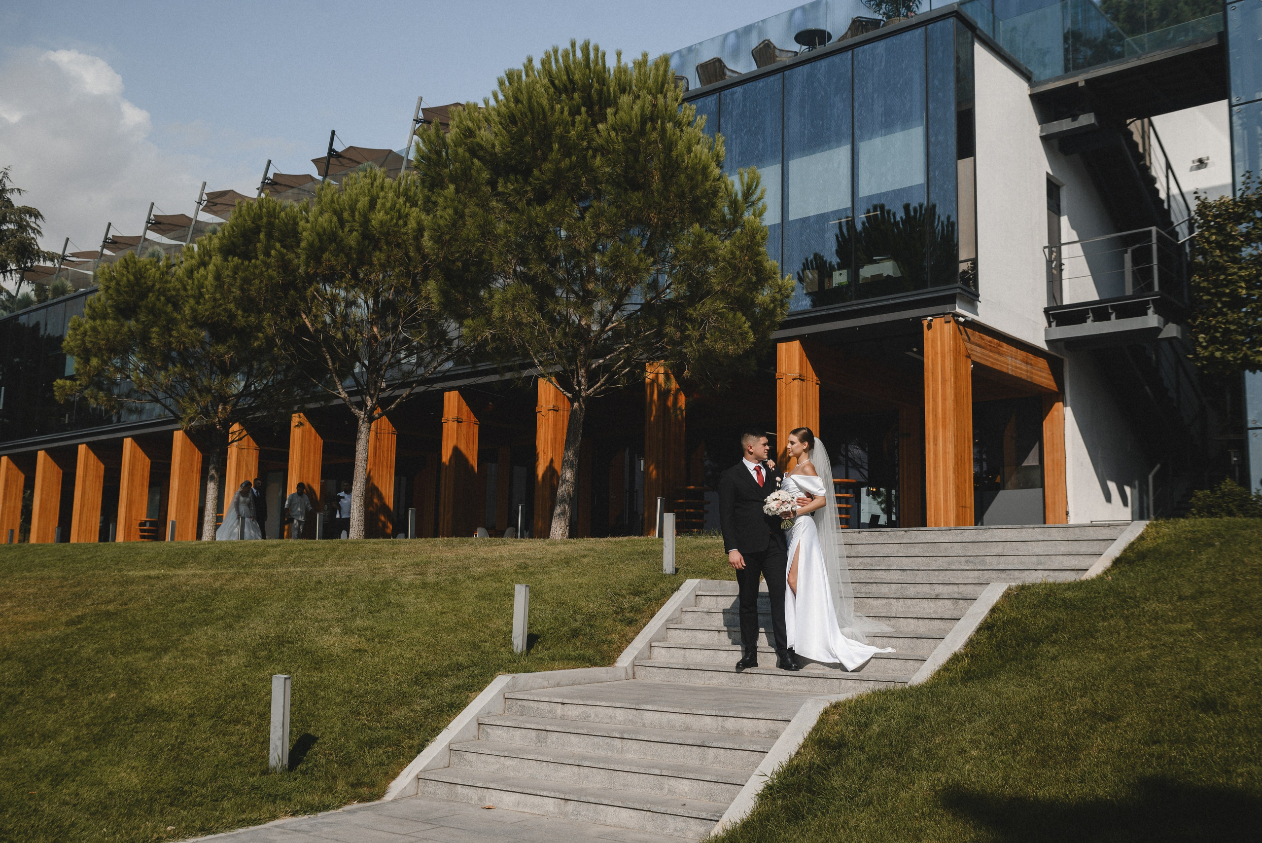Прогулка Ливадийский дворец. Свадебный фотограф в Крыму Алексей Лобач