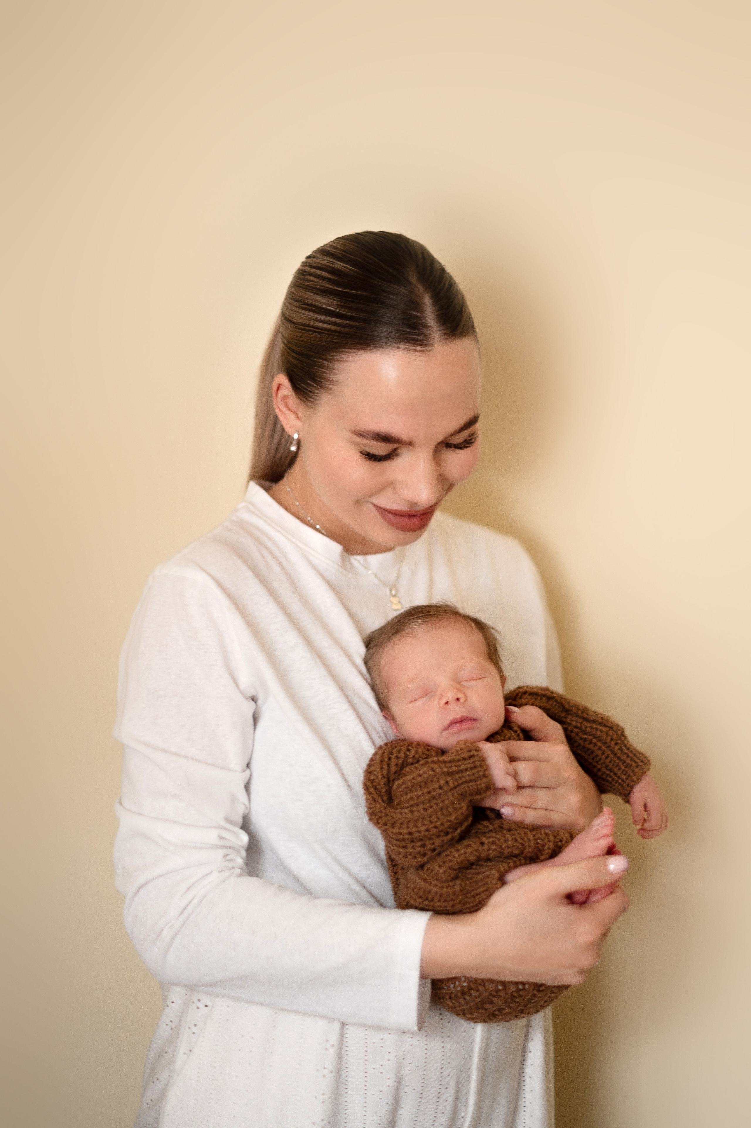 Кадры с родителями. Фотограф новорождённых в Сочи Наталия Дмитриева