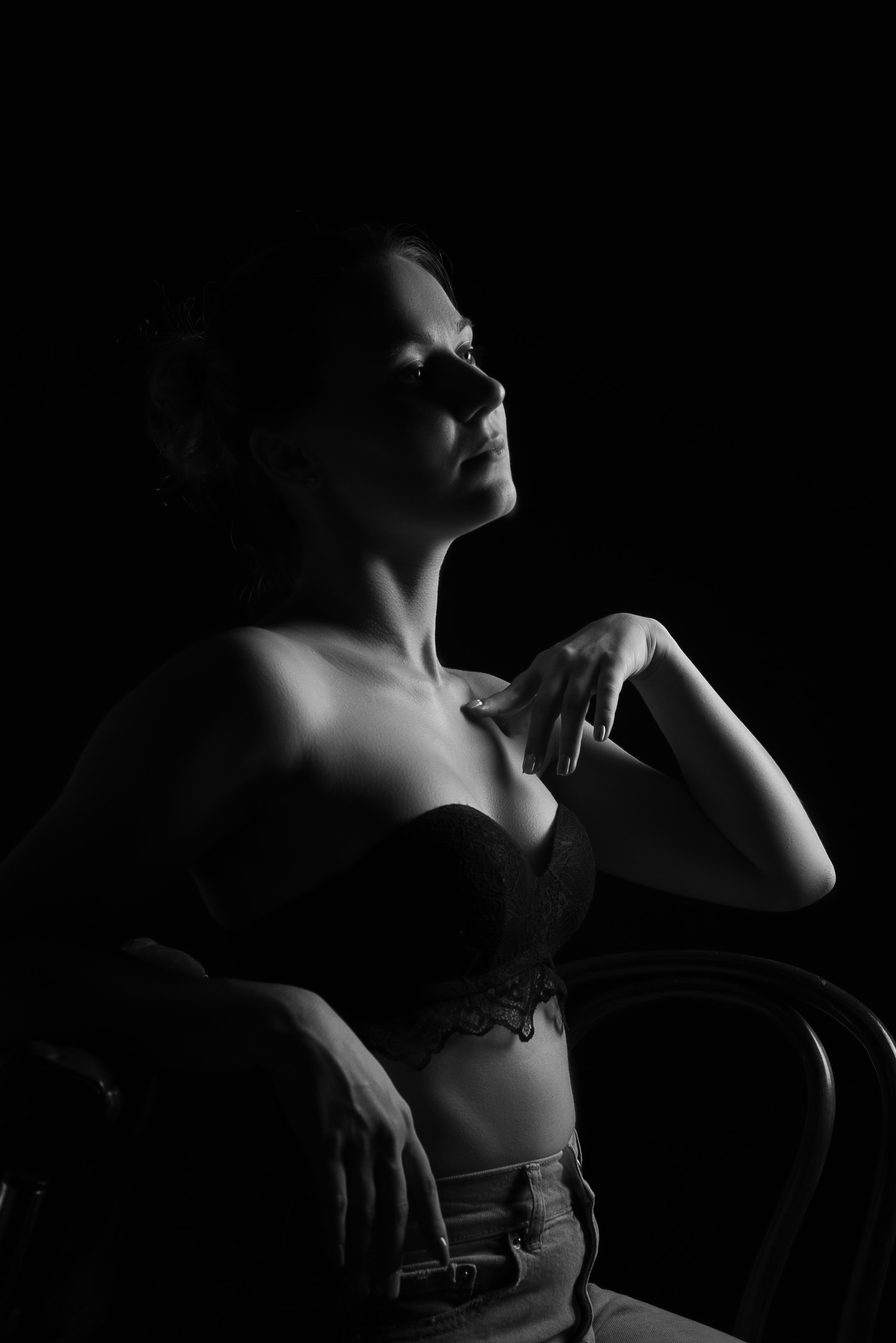 Студийная фотосессия. Минимализм. Игра теней, контрасты в фото. Женский фотограф Санкт-Петербург Александра Колий