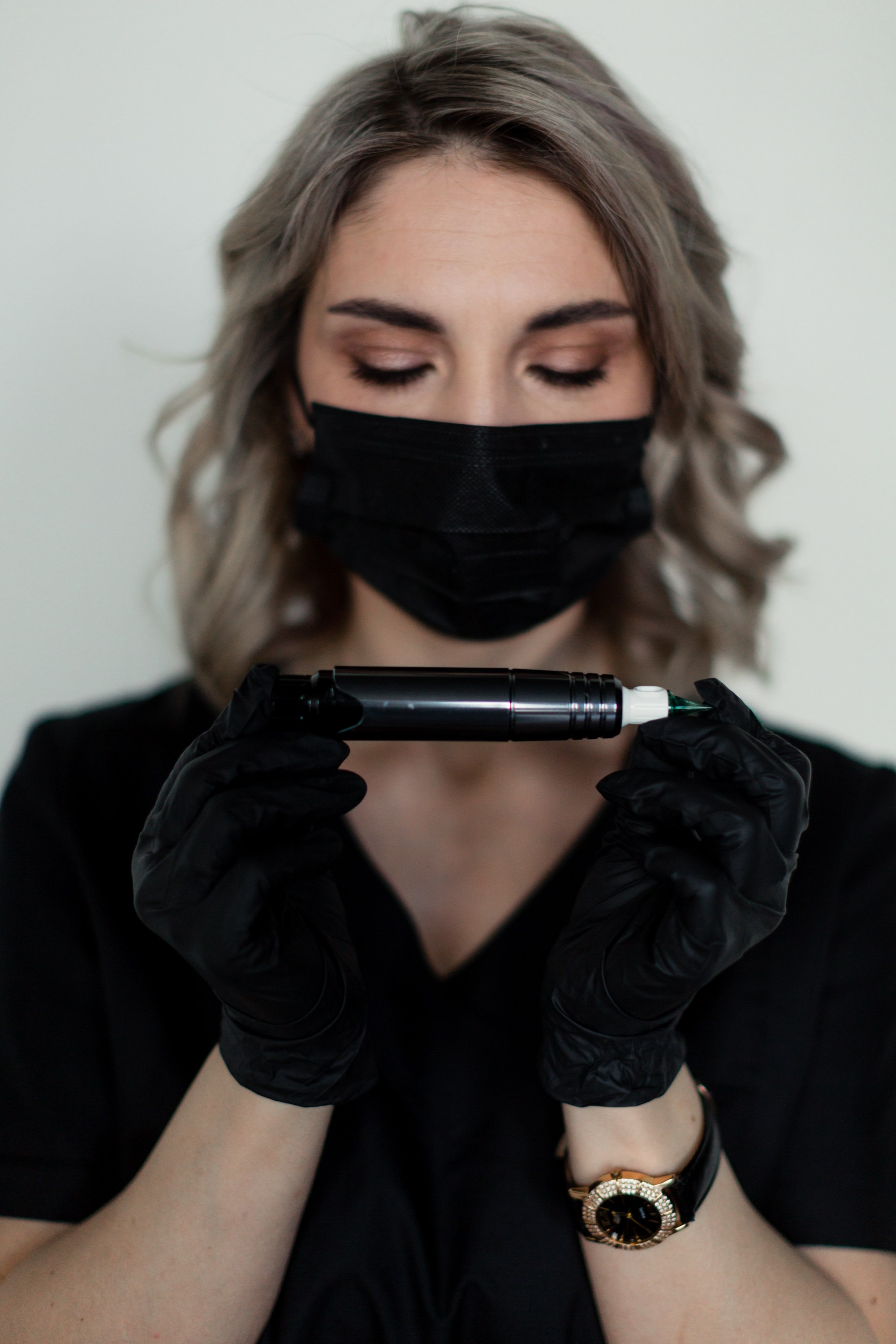 Наталья эксперт по перманентному макияжу. Портретный фотограф в Красноярске Акифьева Евгения