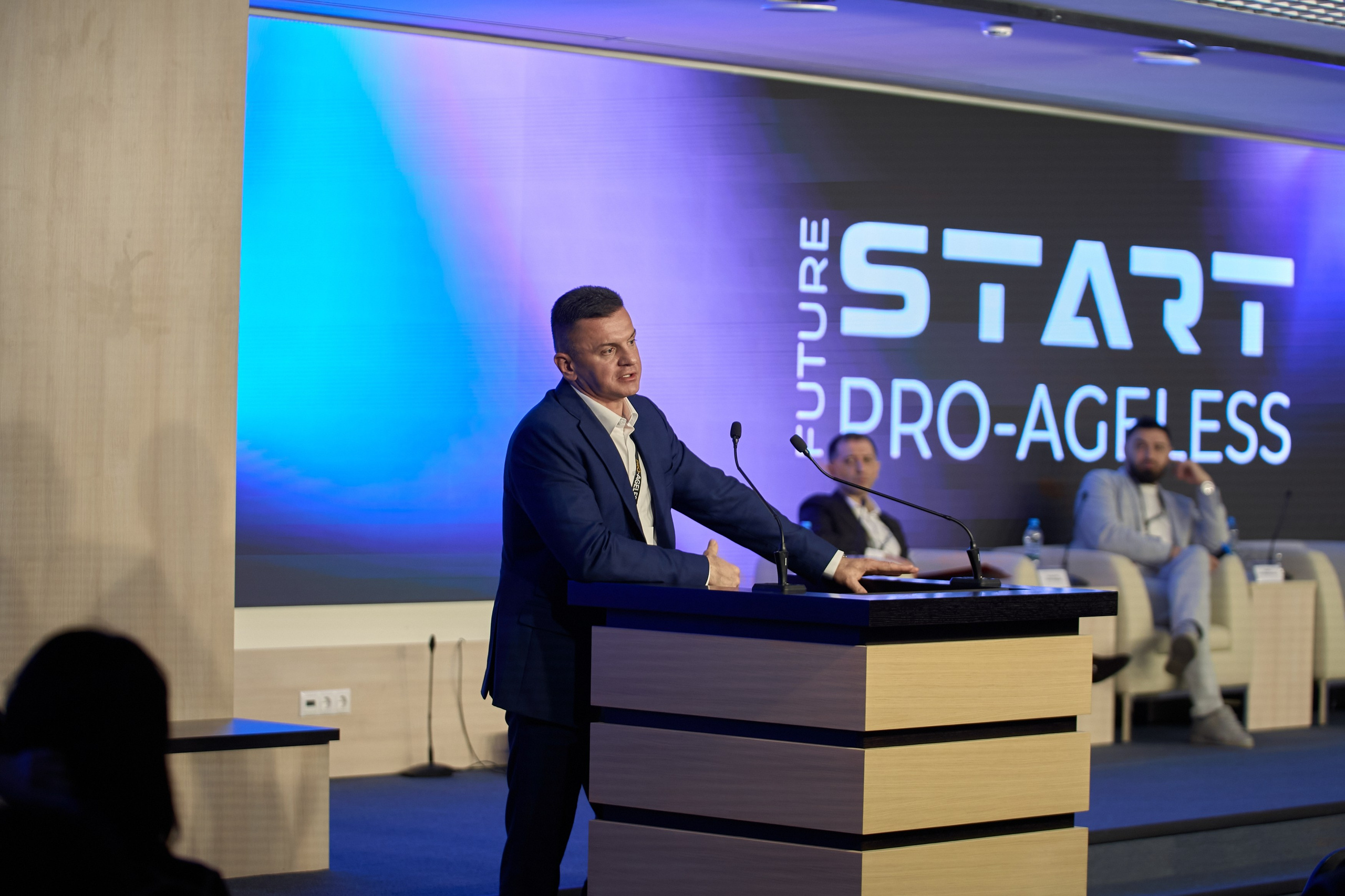 СПИКЕРЫ. PRO-AGELESS