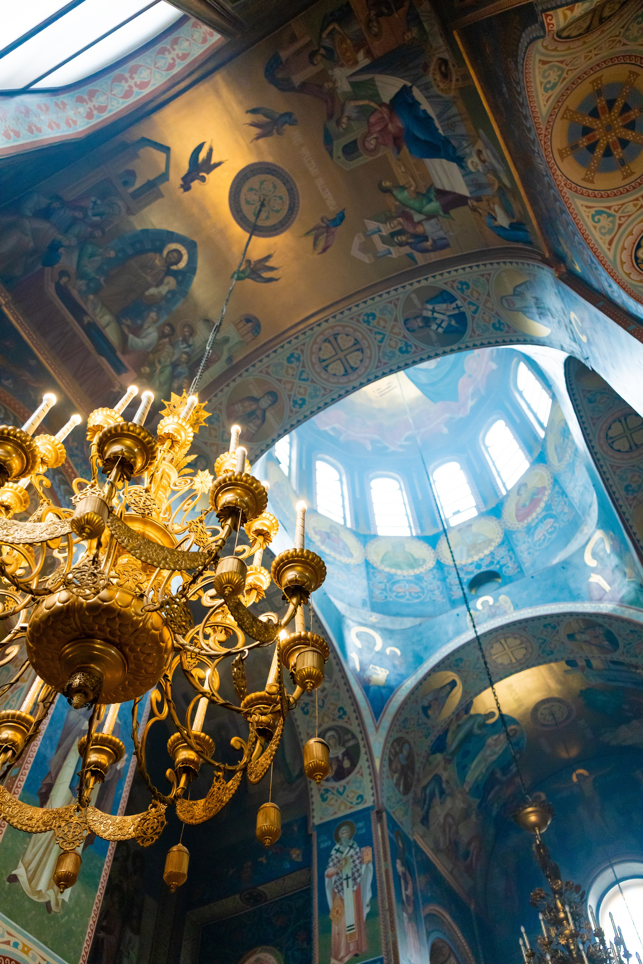 Церковь Почаевской иконы Божией Матери. Бульвар Юности