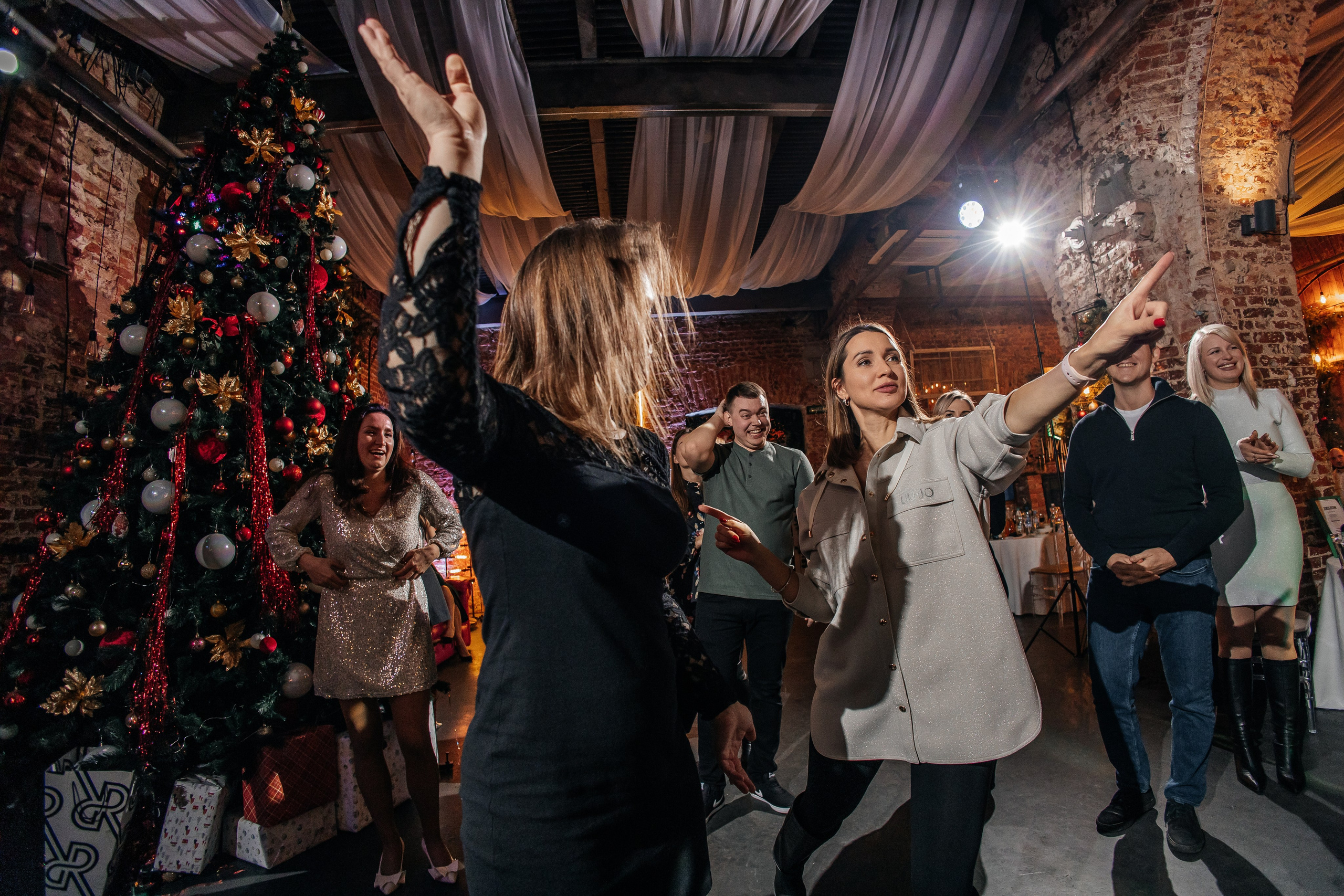 Новогодний Корпоратив «РЕСО ЛИЗИНГ». Фотограф в Санкт-Петербурге Виктория Безверхая