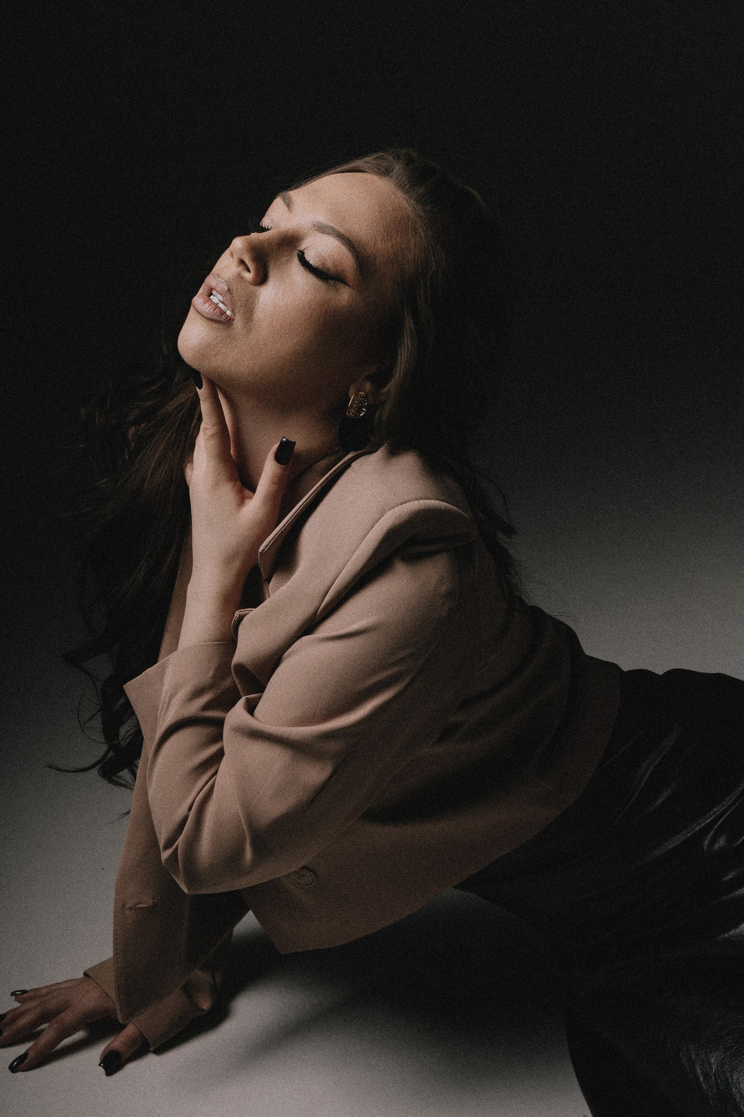 Александра в LINZA SPACE. Свадебный и семейный фотограф Исаев Давид