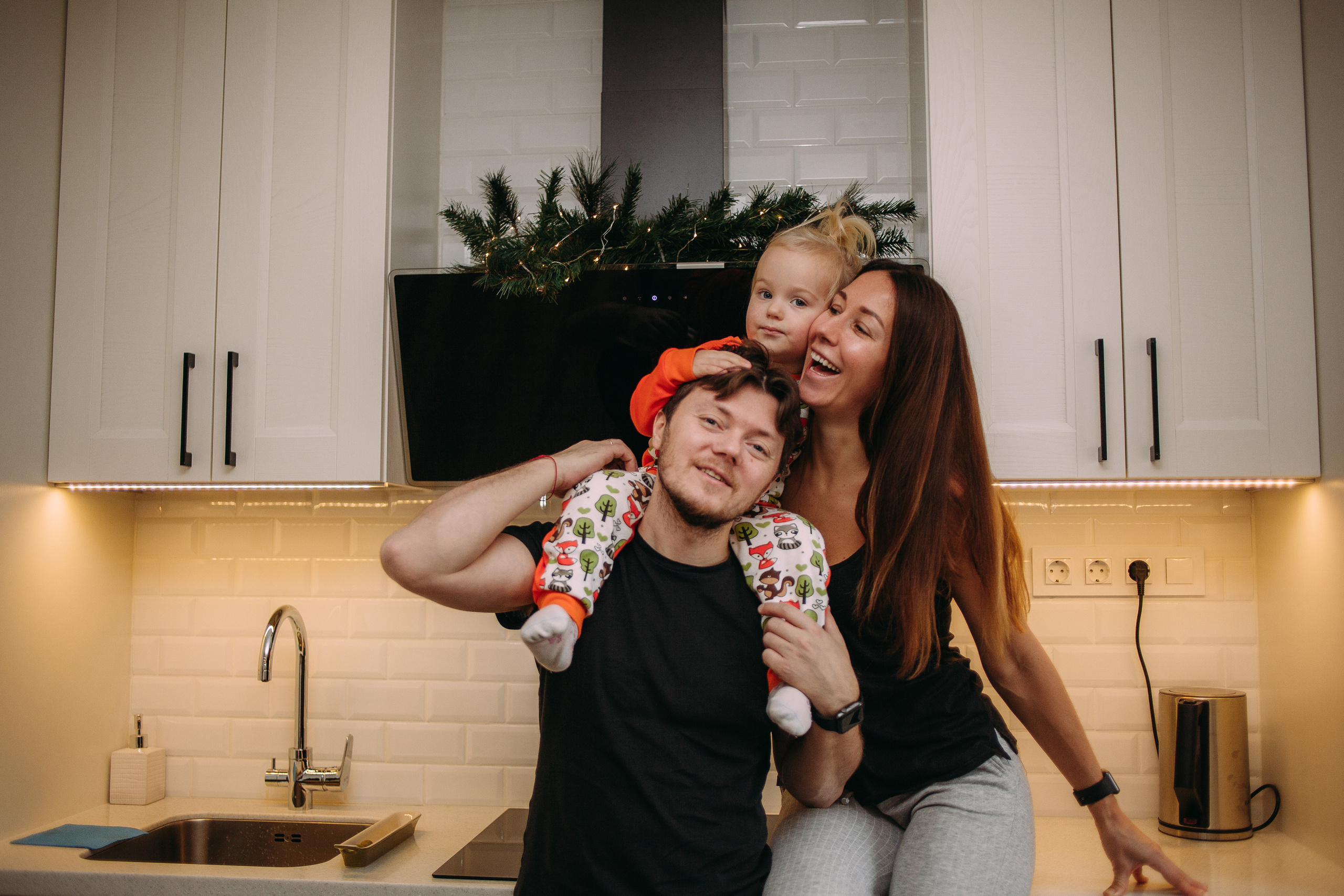 Семейная съёмка в стиле лайфстайл. Семейный фотограф, свадебный фотограф, женский портрет в Санкт-Петербу