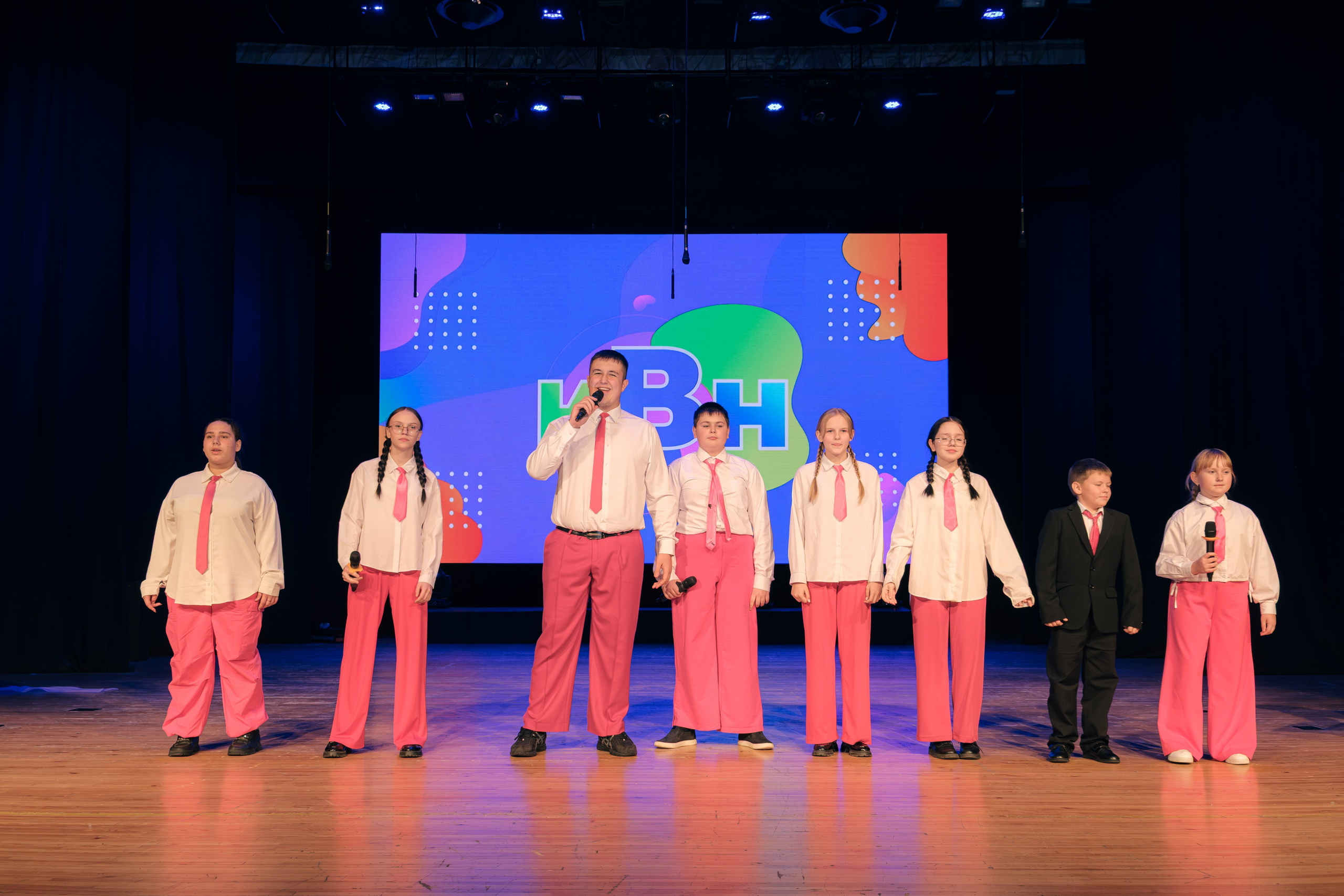 Осенний кубок КВН лиги «Зелёная». Междуреченск. Фотограф — Никита Максимов