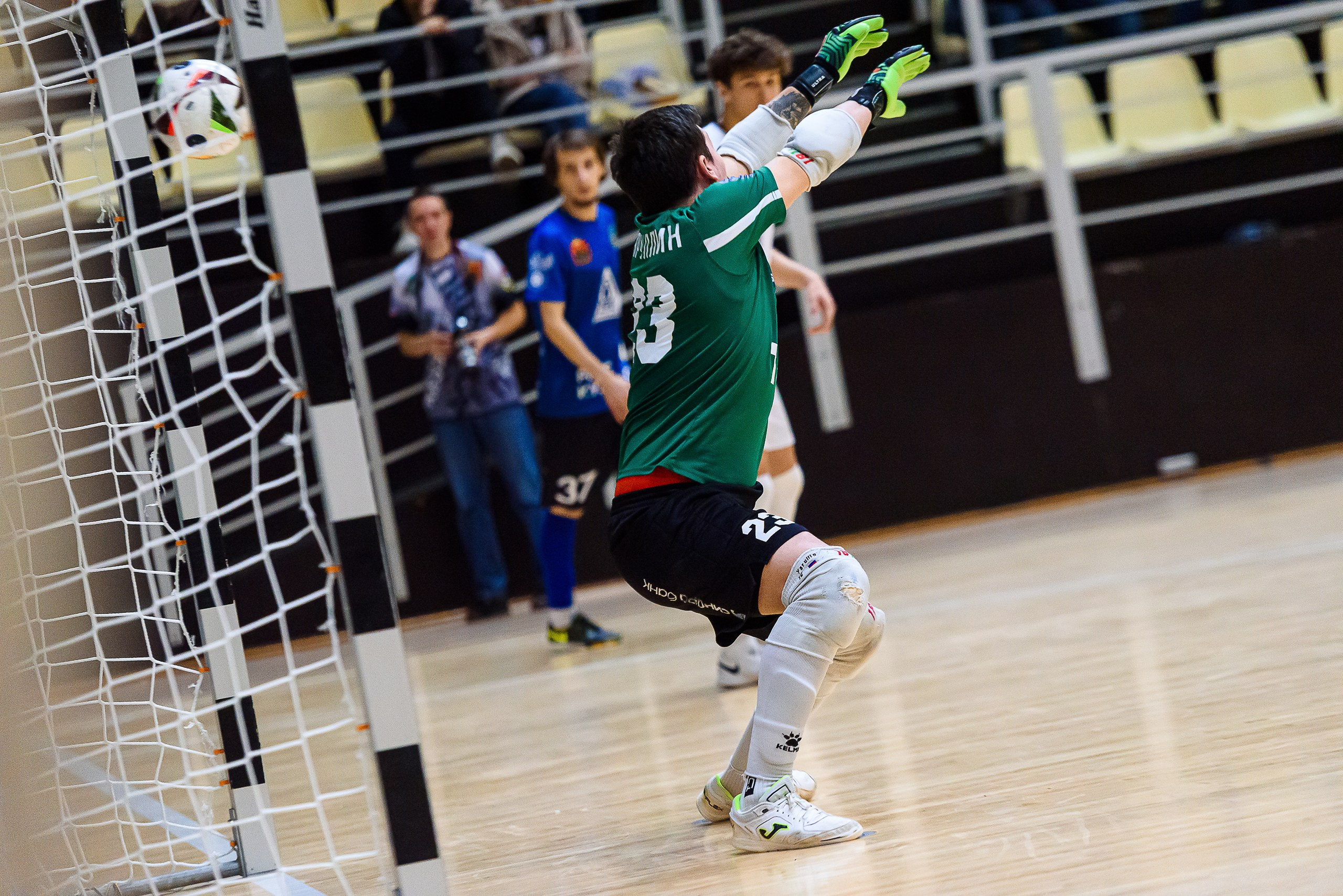 Высшая лига по футзалу — Сезон 2024-2025 — 2ой тур. Репортажный фотограф в Кемерово