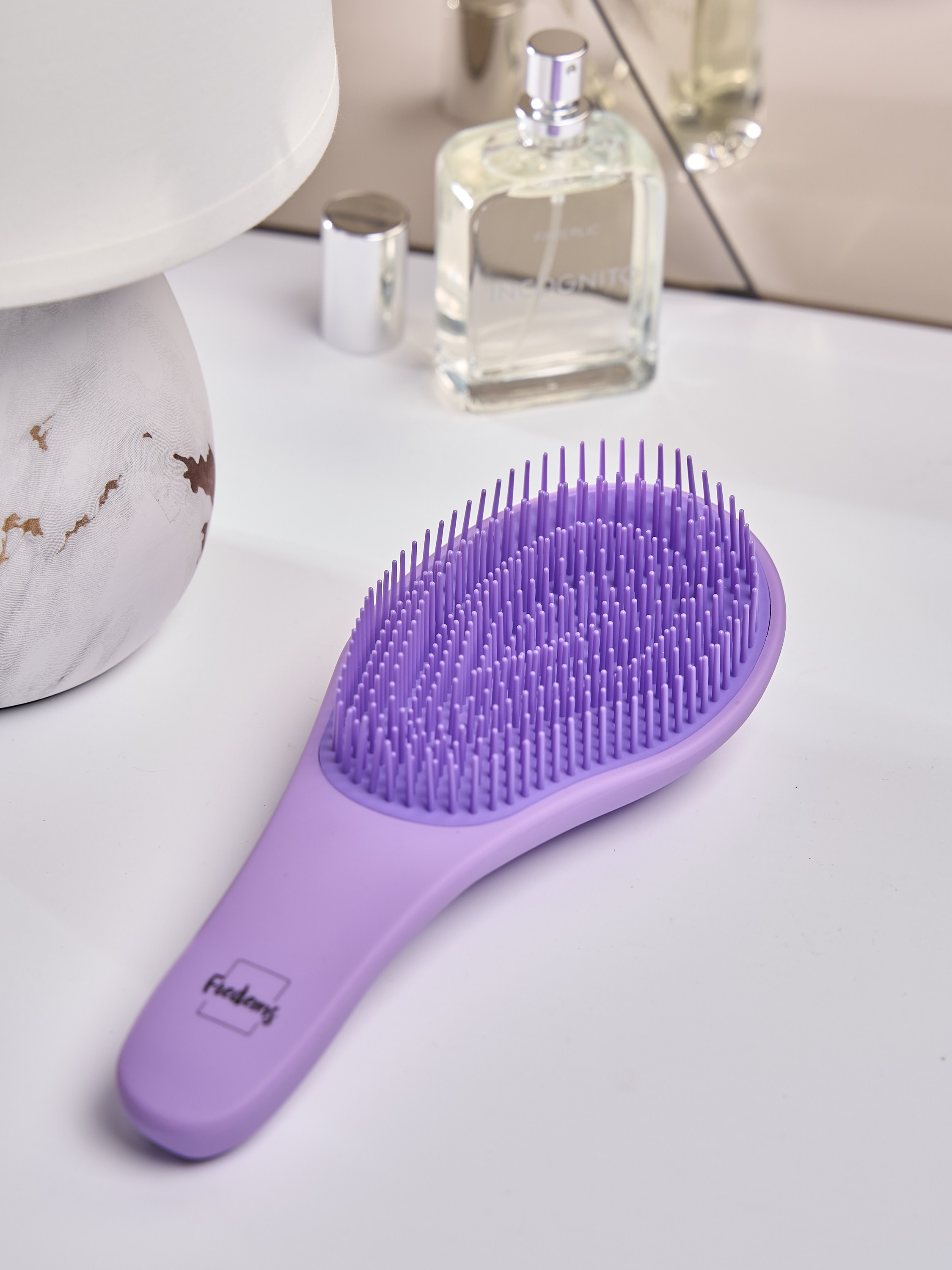 Полный комплект контента для расчёсок бренда «Fredems»