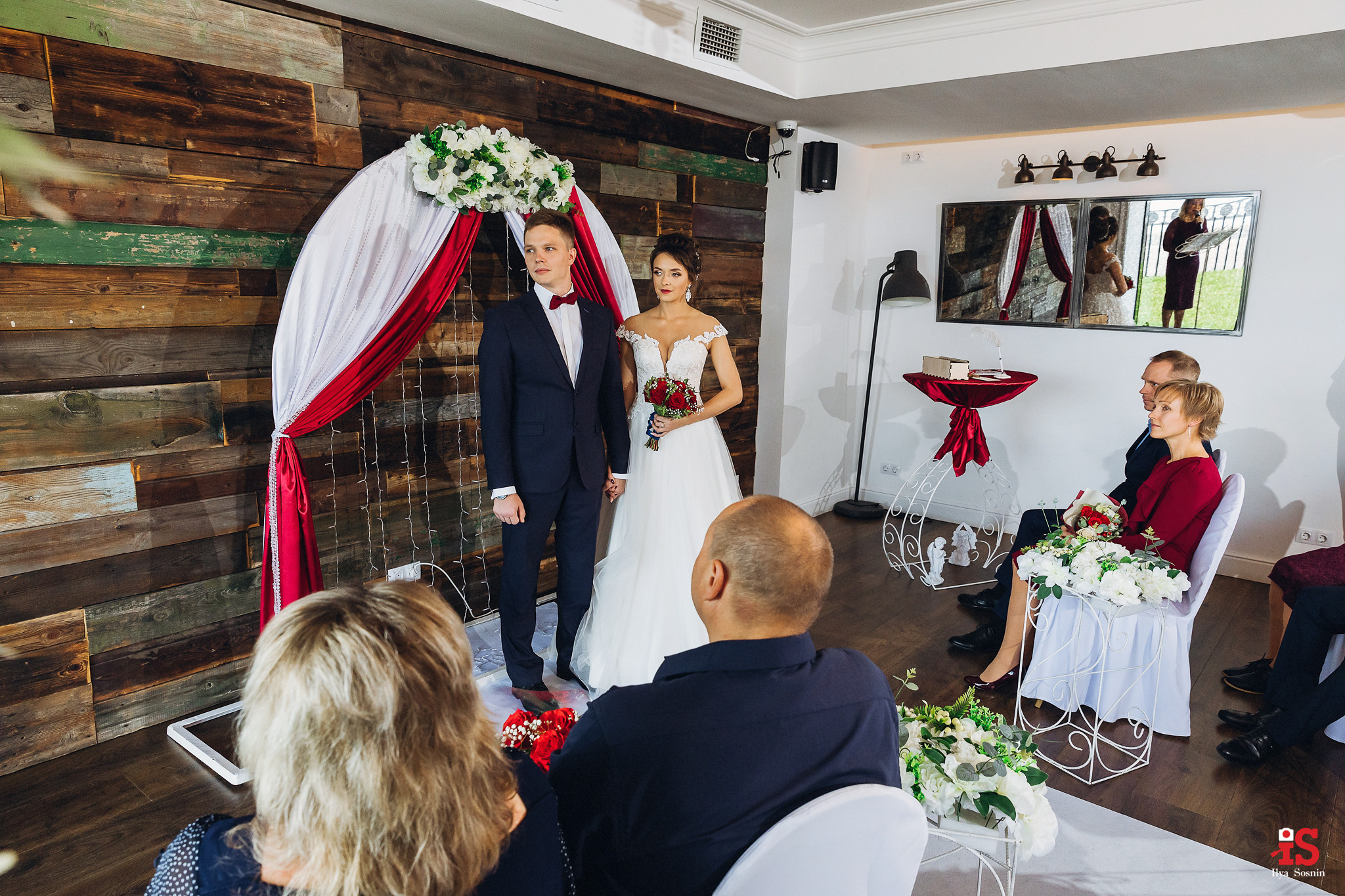 Лучшие свадебные фотографы Птз. Профессиональный фотограф Петрозаводск Илья Соснин