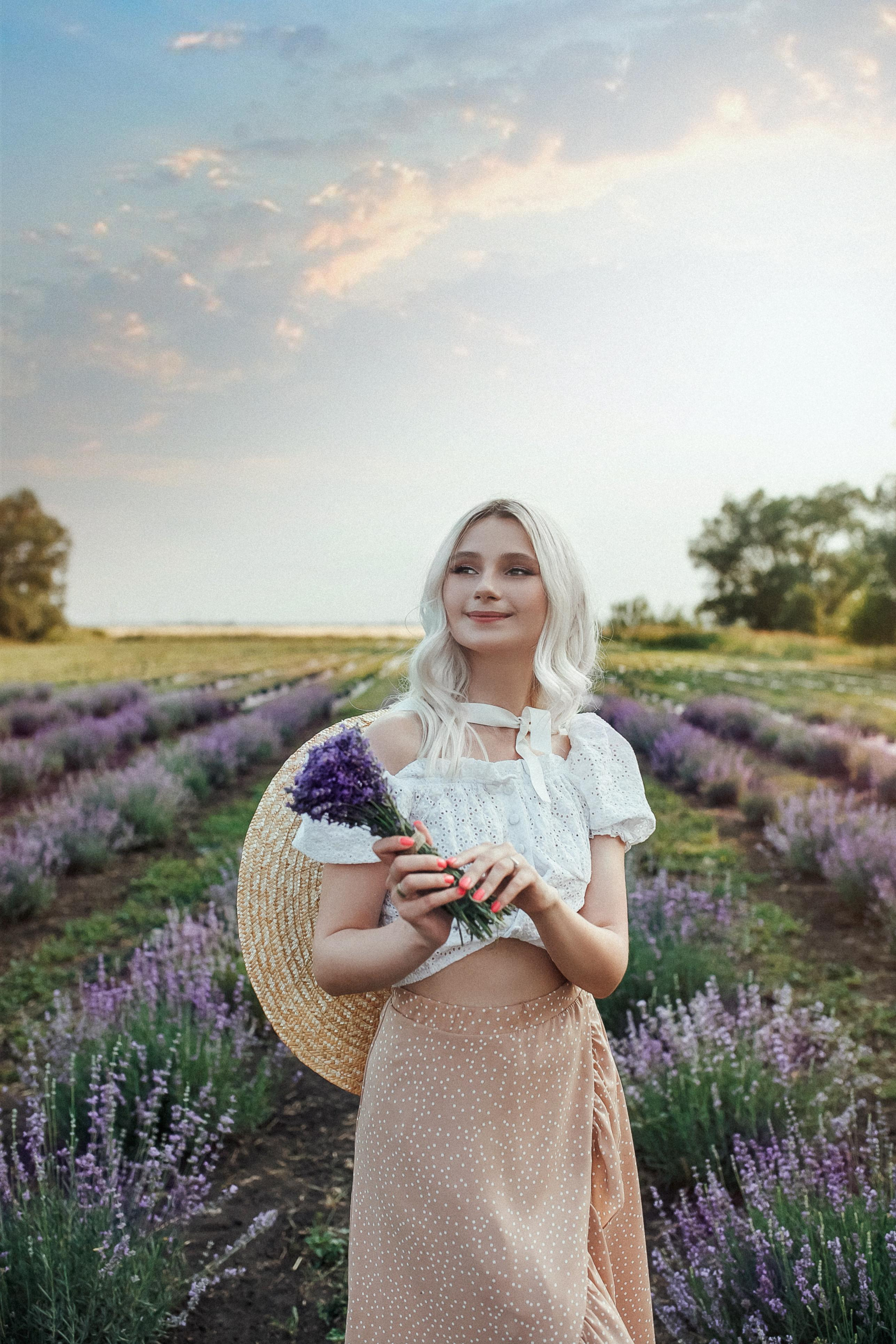 ЛИЧНАЯ СЪЁМКА — Катя лавандовое поле. Мария Князева — эксперт по личному бренду — фотограф Воронеж