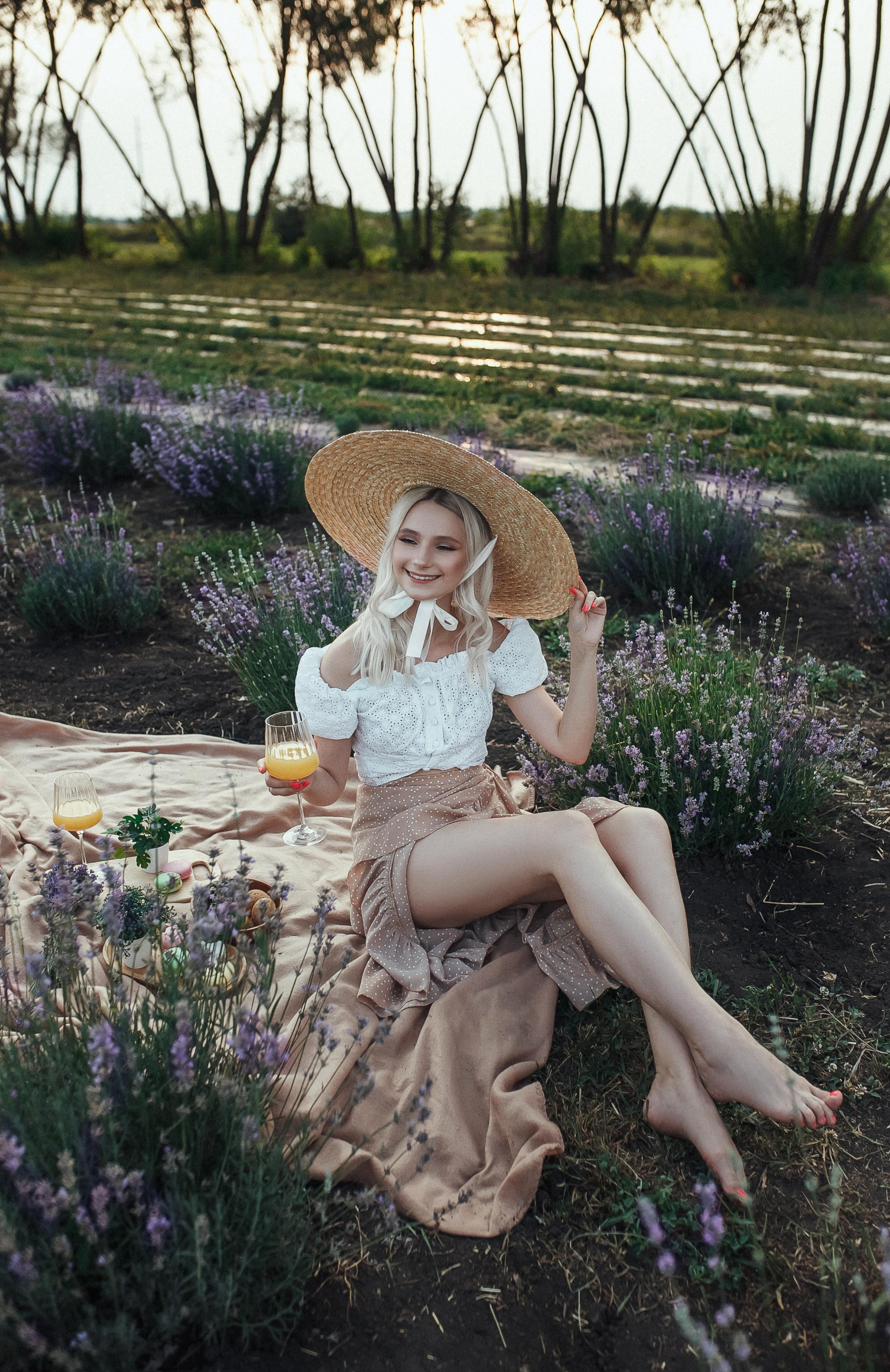 ЛИЧНАЯ СЪЁМКА — Катя лавандовое поле. Мария Князева — эксперт по личному бренду — фотограф Воронеж