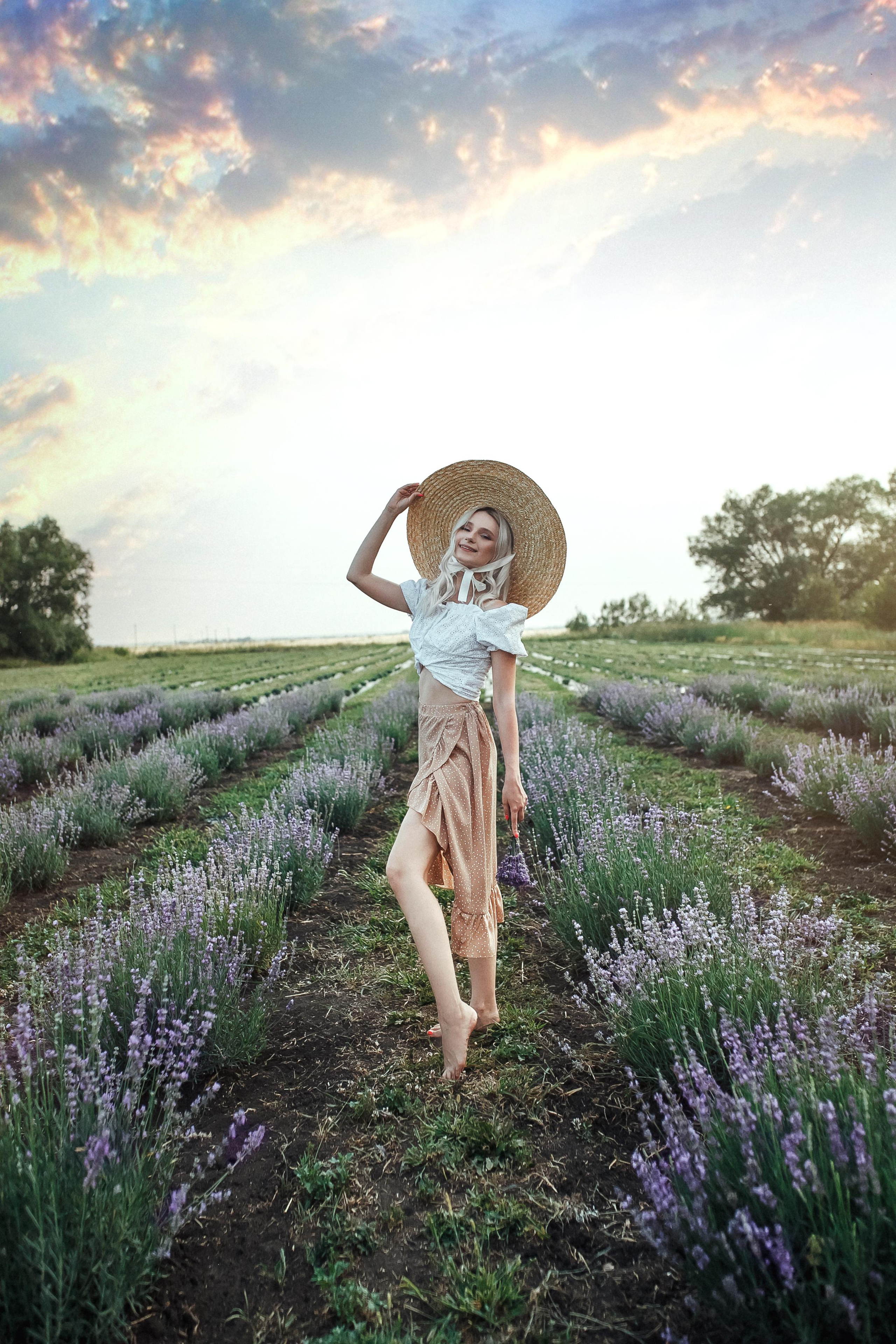 ЛИЧНАЯ СЪЁМКА — Катя лавандовое поле. Мария Князева — эксперт по личному бренду — фотограф Воронеж