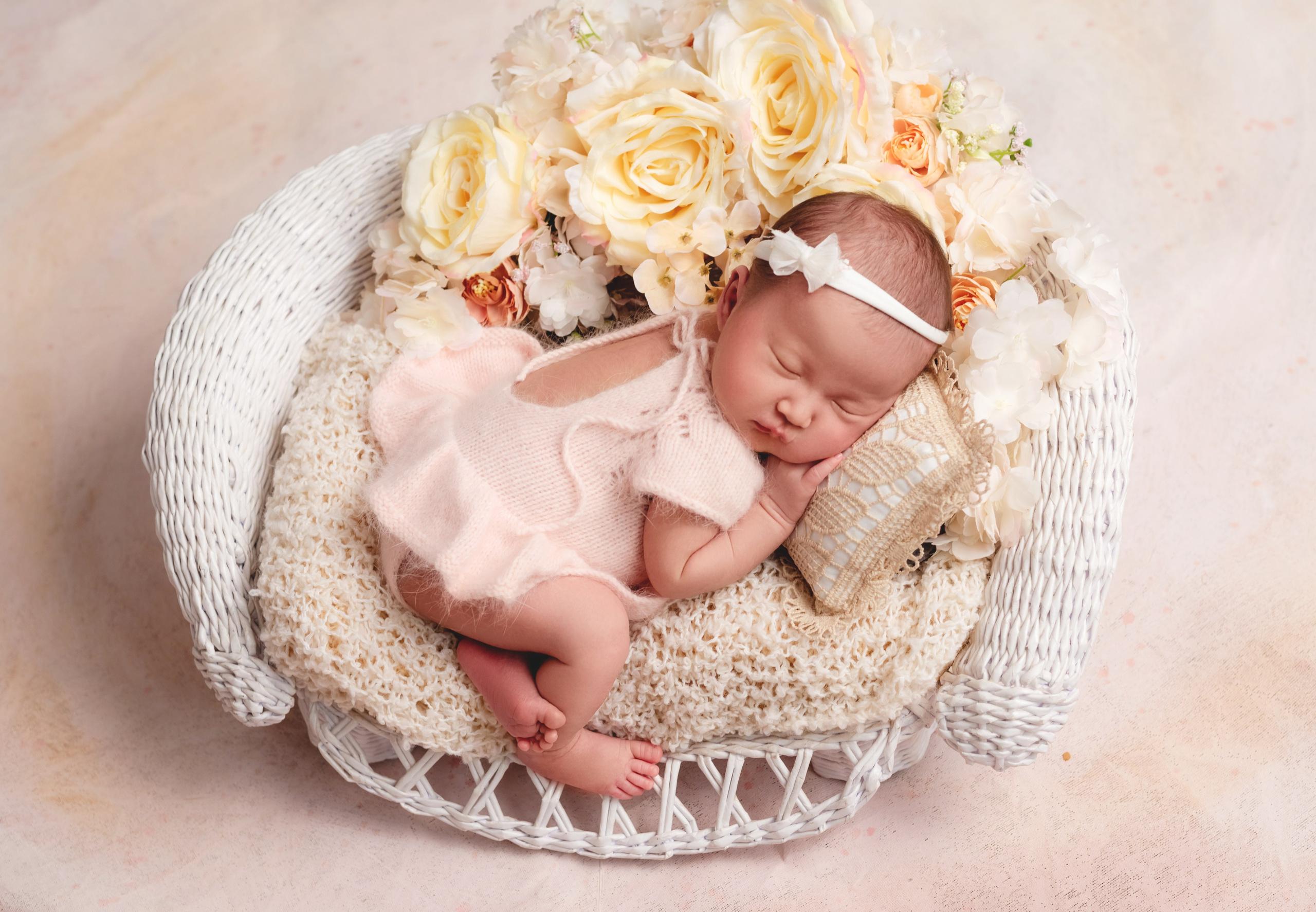 Новорожденные. Фотограф новорожденных в Актобе Екатерина Узингер
