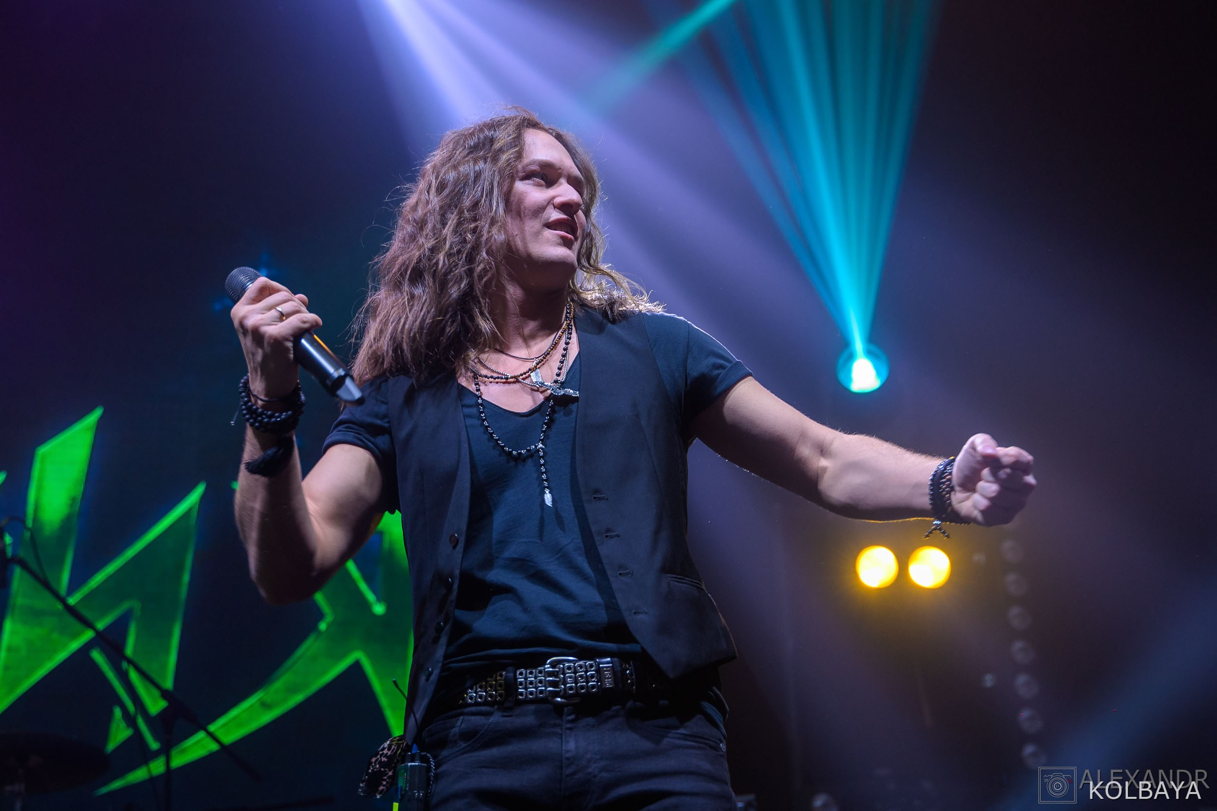 Эпидемии 29 лет — концерт в день рождения. Концертный и театральный репортажный фотограф в Москве Александр Колбая