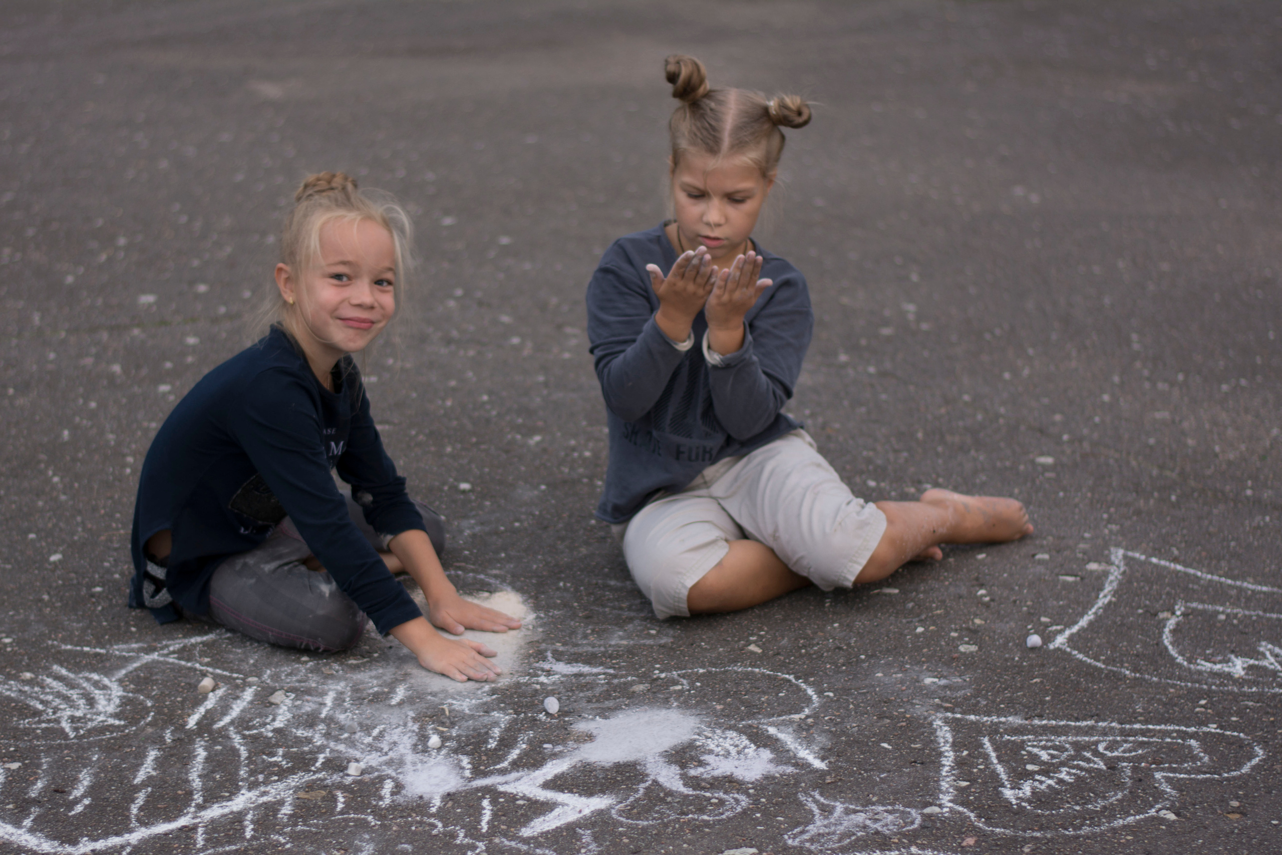 Рисунки на асфальте. Детская и семейная фотография. г. Луга, Татьяна Котова