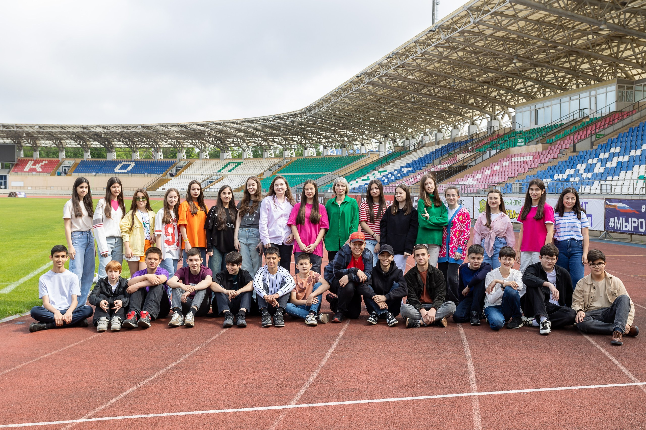 Фотосессия 7 класс Майкоп. Выпускные альбомы Майкоп, Краснодар Елена Золотарева