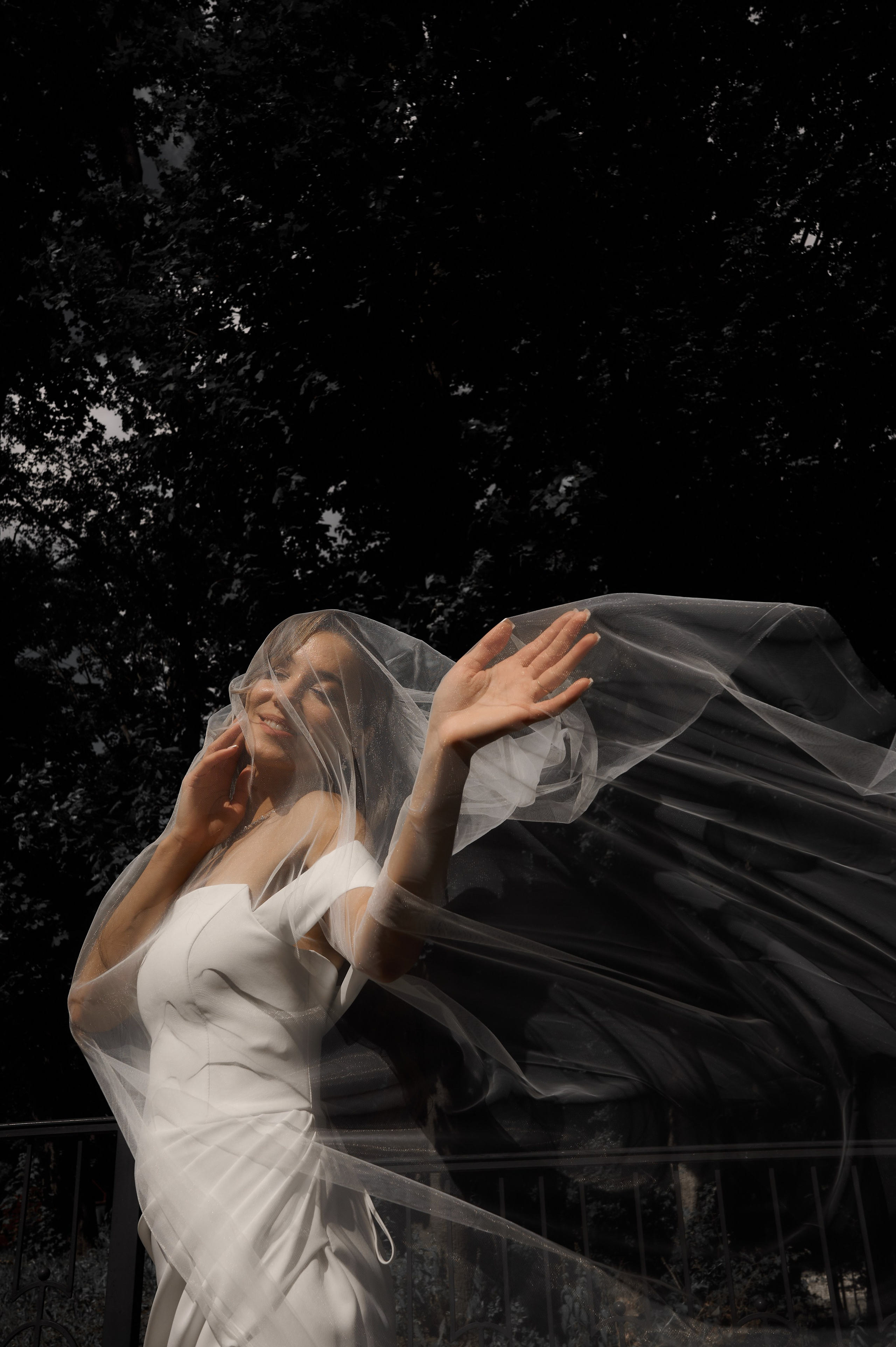 Свадебная фотосессия в Платоновском парке Тула. Свадебный фотограф в Туле Никита Беляев