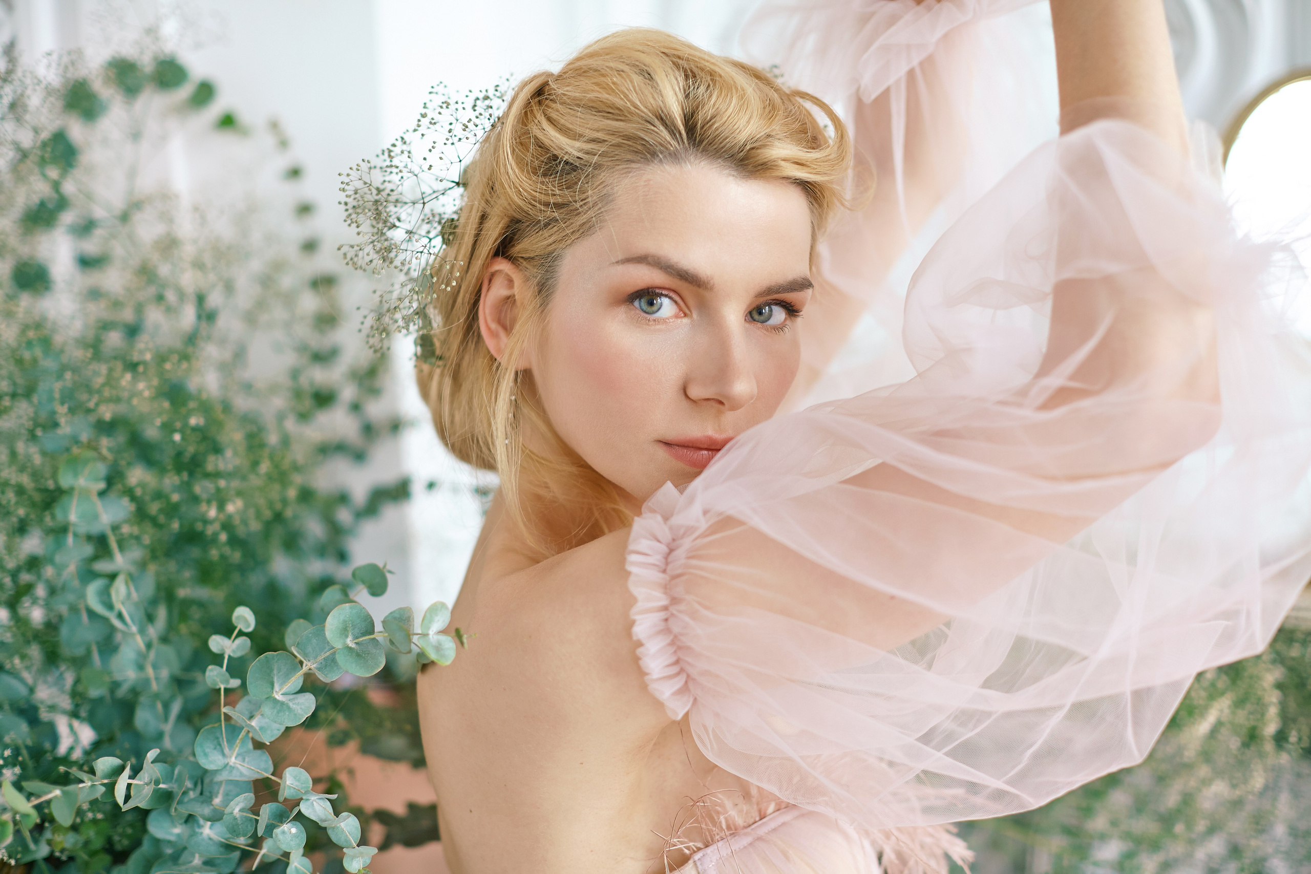 Нежная фотосессия красивой рапунцель. Фотограф Ольга Ефремова