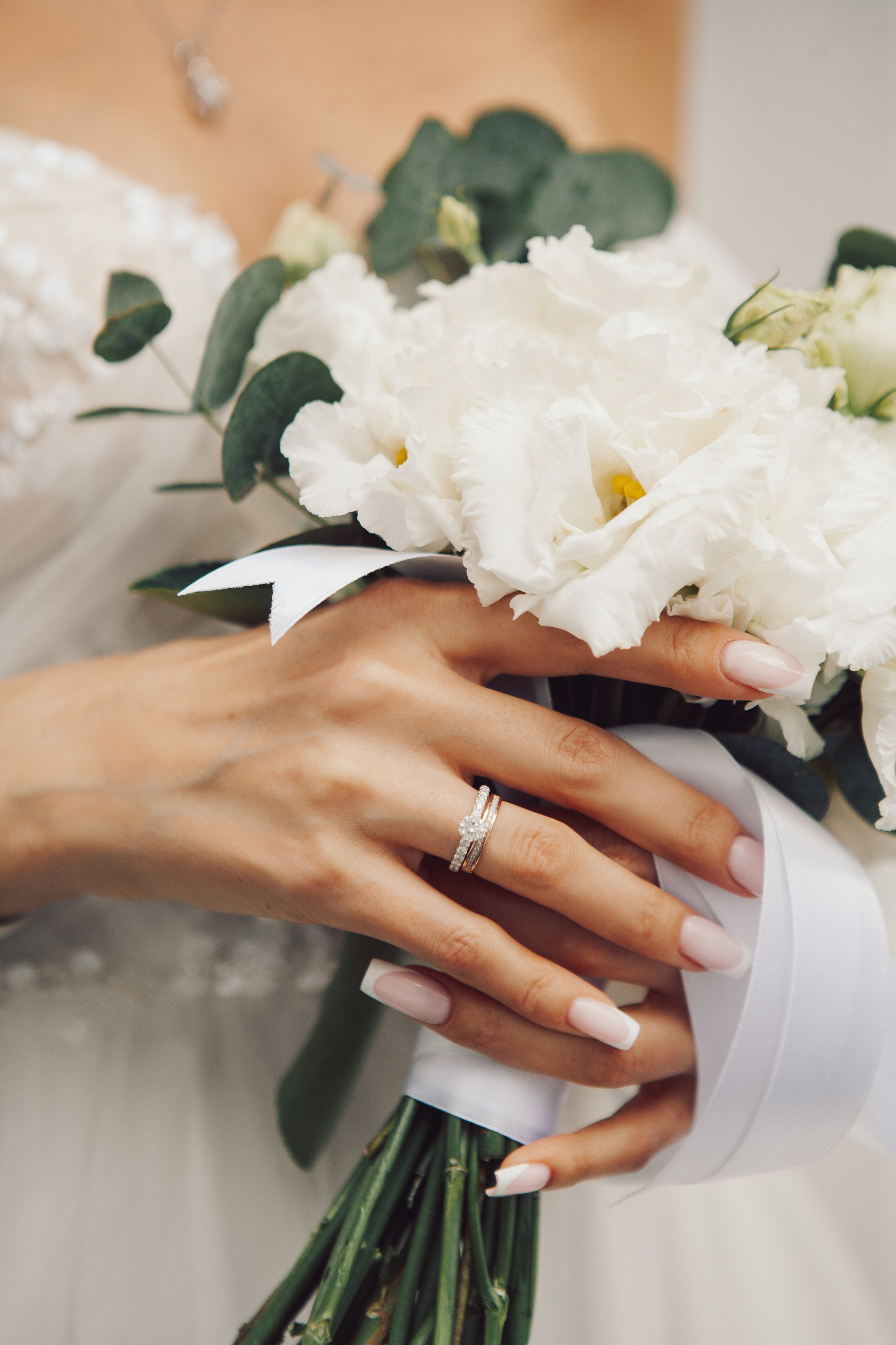 Молодожены в павильоне космонавтики и авиации №34 на вднх и в ресторане московское небо. Фотограф Ольга Ефремова