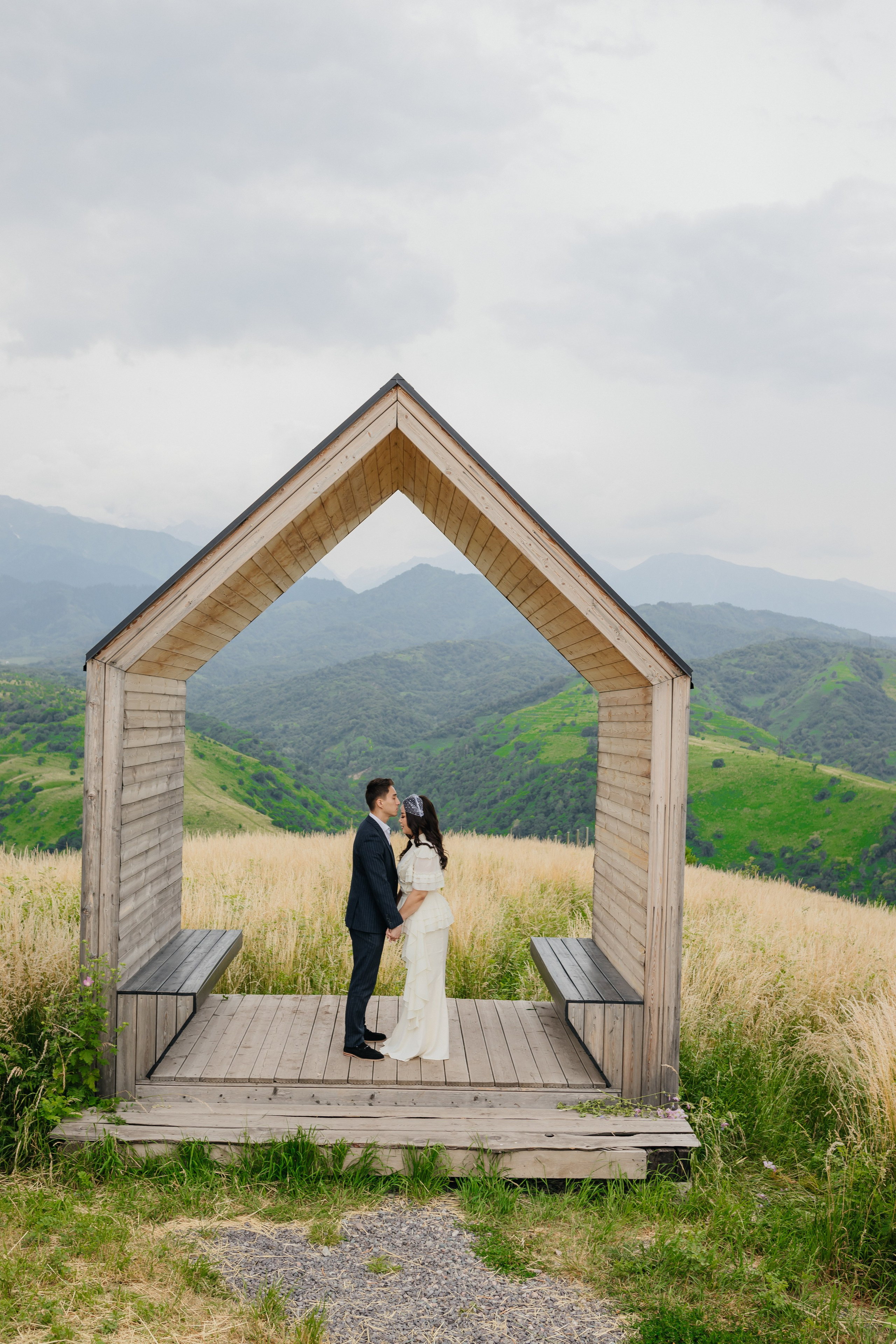 MADI & ARU. Wedding and Fashion photographer