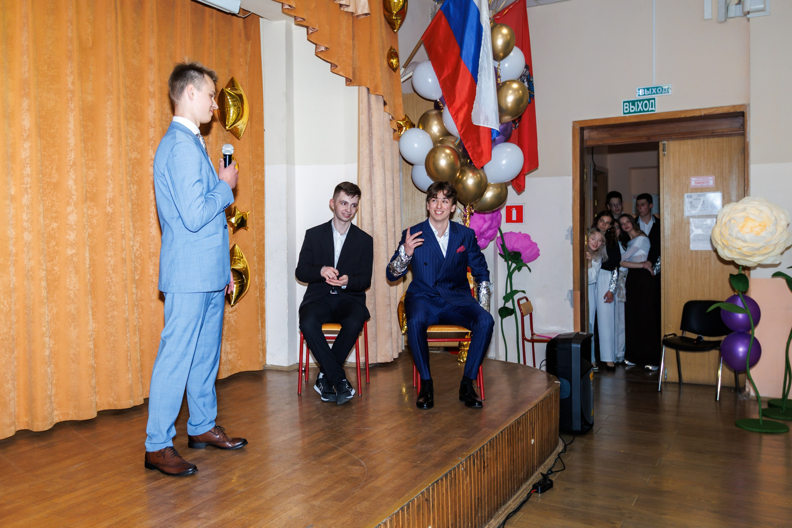 11 класс / Последний звонок / МехМат / г. Москва. Детский и семейный фотограф Мария Киселёва. Москва